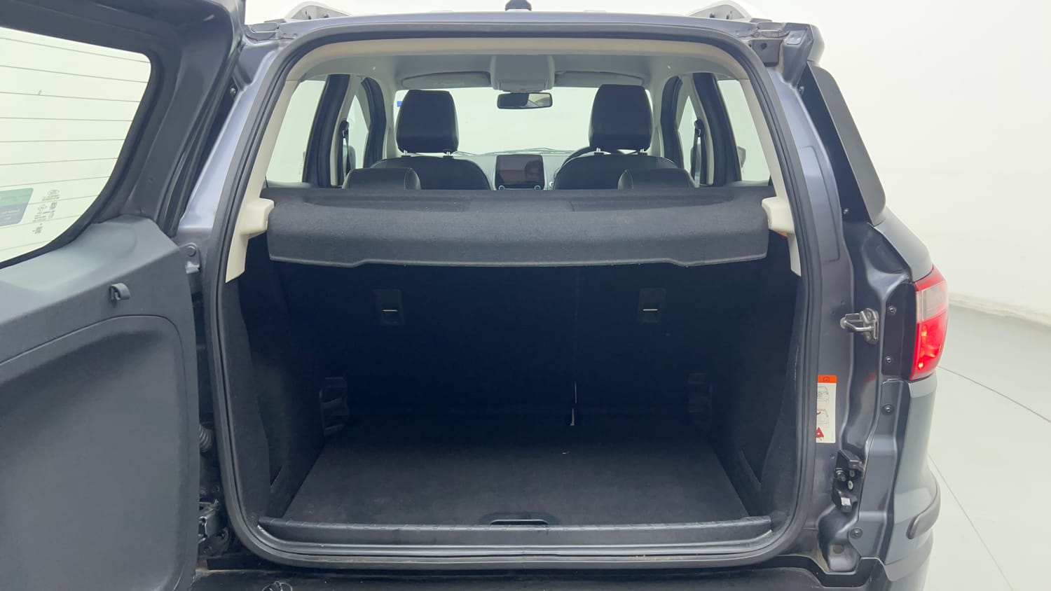 Used 2018 Ford EcoSport Titanium + 1.5L Ti-VCT AT Petrol Automatic interior DICKY INSIDE VIEW