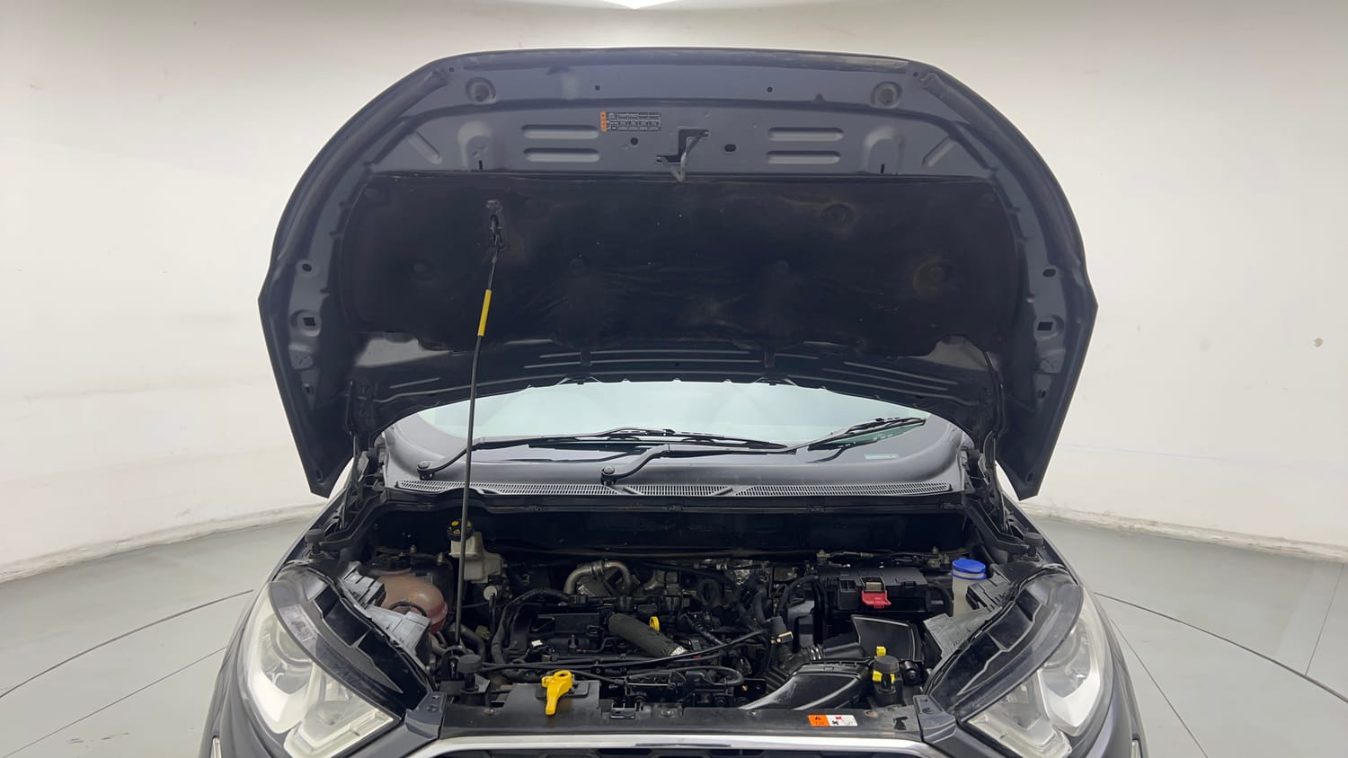 Used 2018 Ford EcoSport Titanium + 1.5L Ti-VCT AT Petrol Automatic engine ENGINE & BONNET OPEN FRONT VIEW