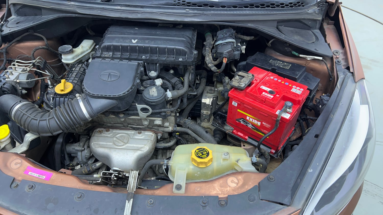 Used 2018 Tata Tigor Revotron XZA Petrol Automatic engine ENGINE LEFT SIDE VIEW