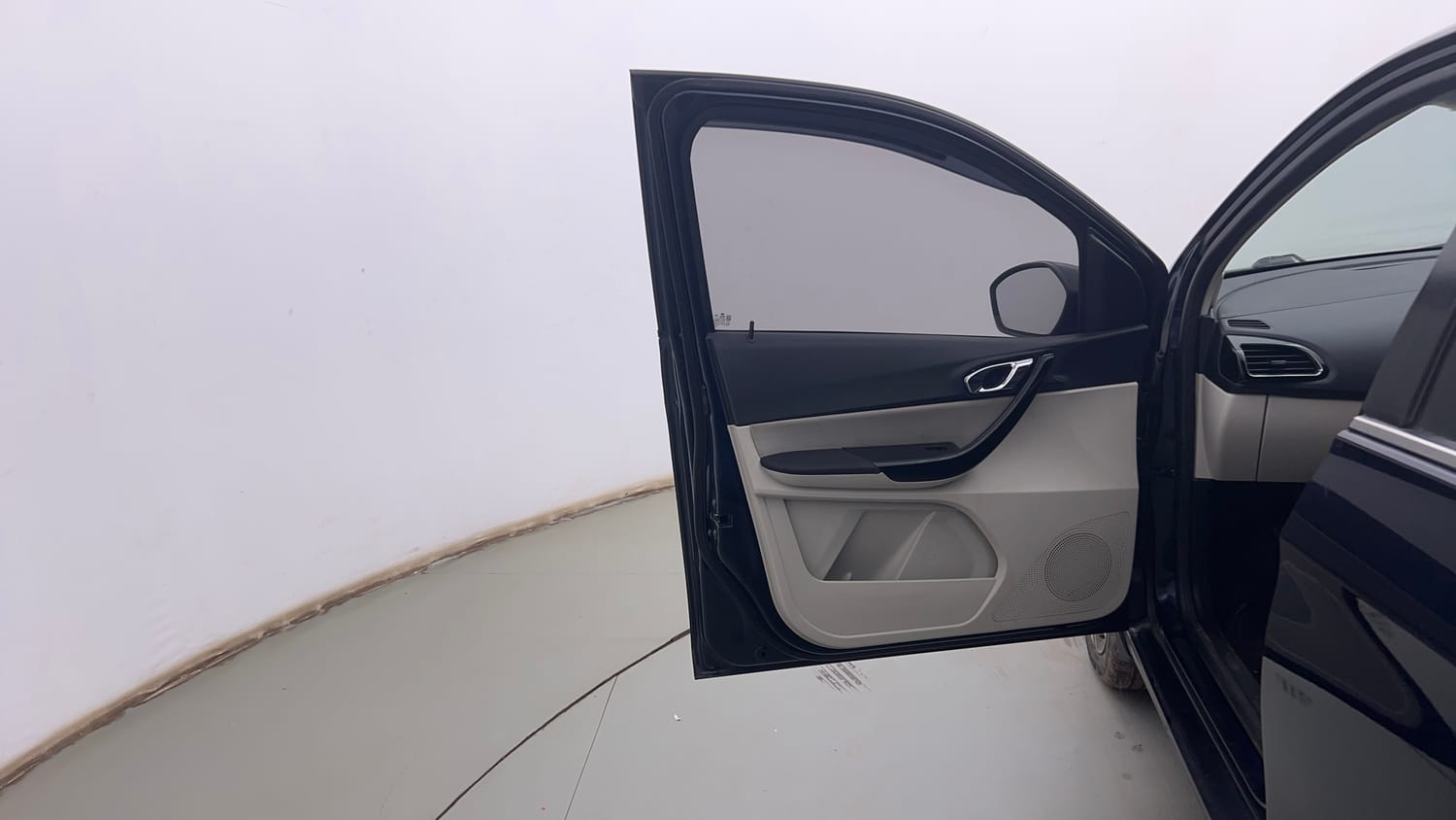 Used 2022 Tata Tigor XZ Plus Petrol Manual interior LEFT FRONT DOOR OPEN VIEW