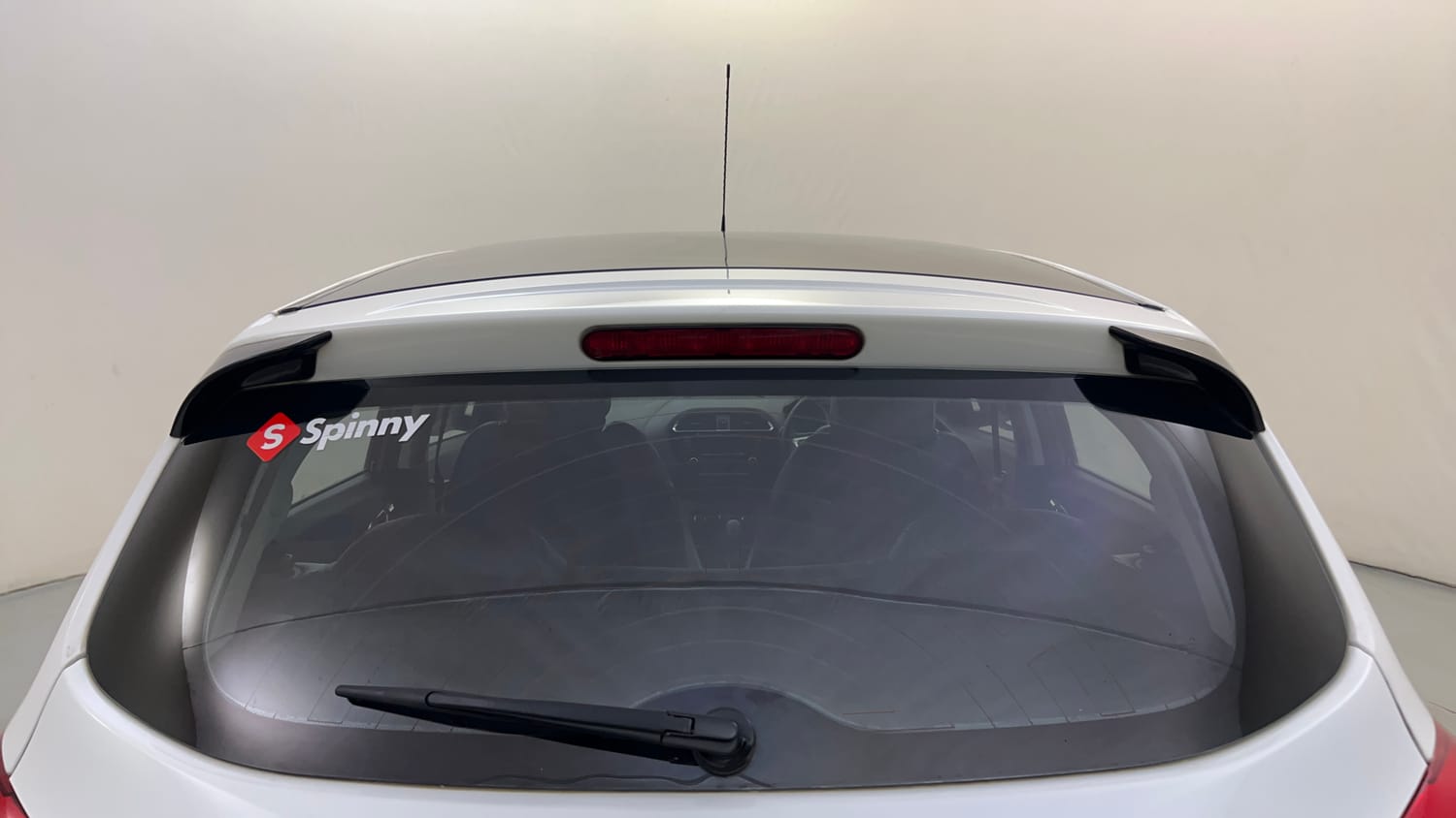 Used 2017 Tata Tiago Revotron XZA Petrol Automatic top_features Rear defogger