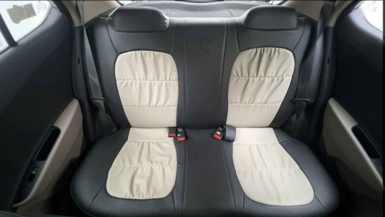 Used 2015 Hyundai Grand i10 Sportz 1.2 Kappa VTVT Petrol Manual interior REAR SEAT CONDITION VIEW