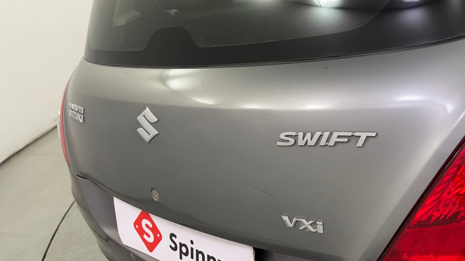 Used 2012 Maruti Suzuki Swift VXi Petrol Manual dents MINOR DENT