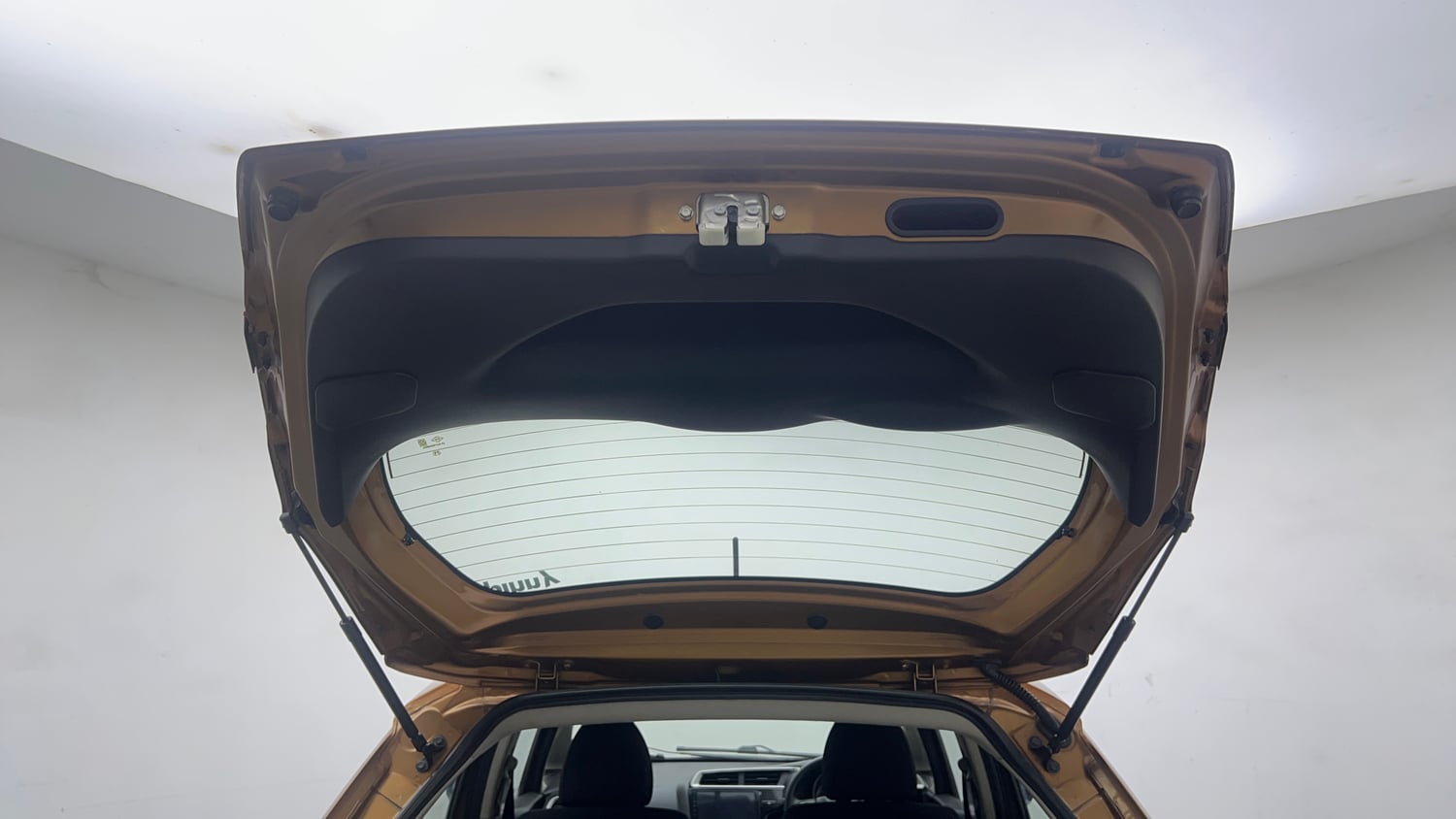 Used 2017 Honda WR-V VX MT Petrol Petrol Manual interior DICKY DOOR OPEN VIEW