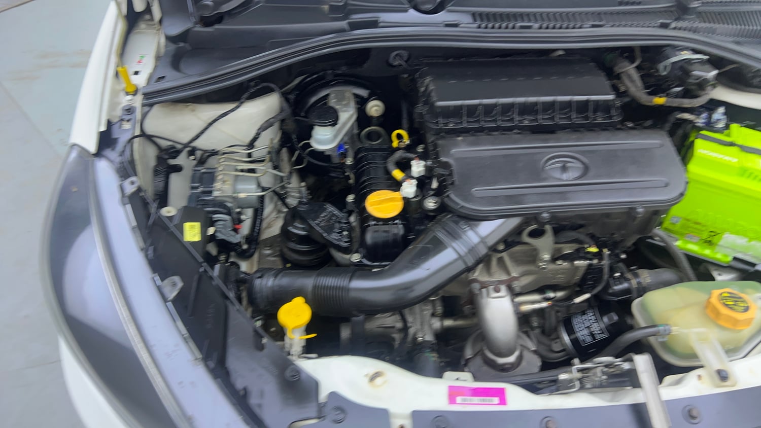 Used 2021 Tata Tiago XT Petrol Manual engine ENGINE RIGHT SIDE VIEW