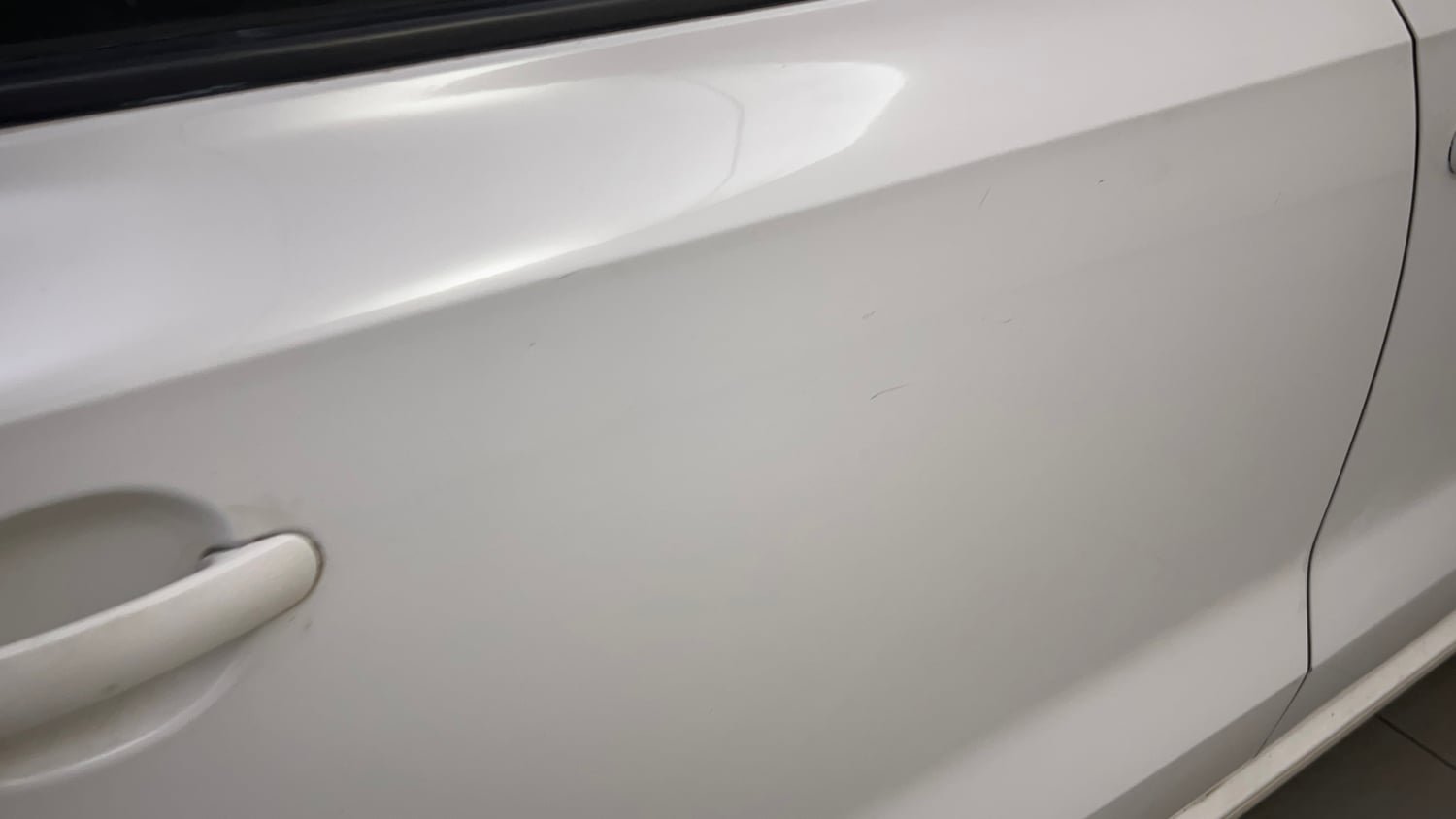Used 2015 Skoda Rapid 1.6 MPI Elegance Plus Petrol Manual dents MINOR DENT