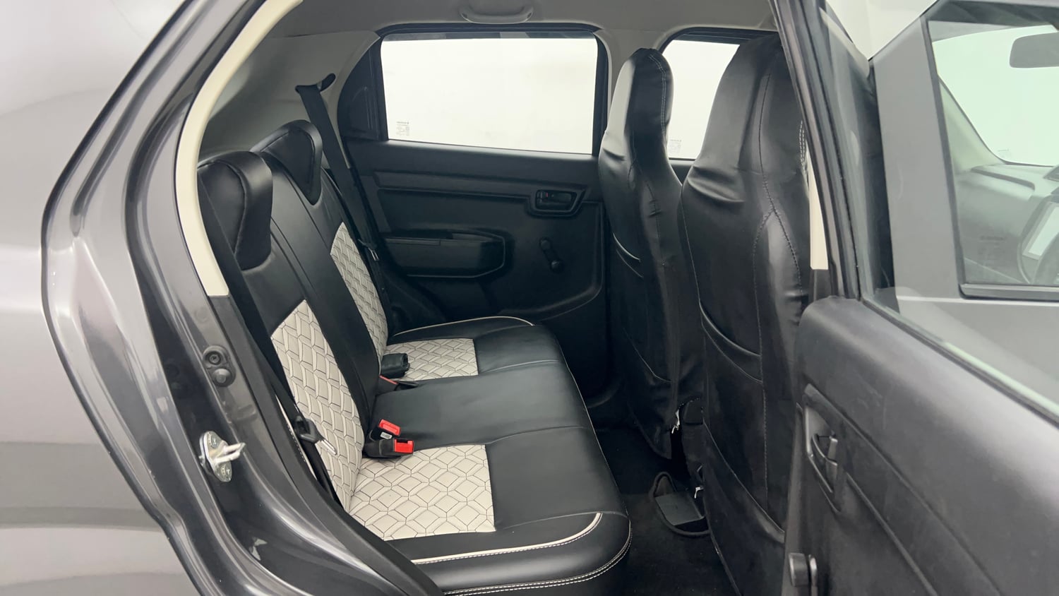 Used 2023 Maruti Suzuki S-Presso VXi (O) AMT Petrol Automatic interior RIGHT SIDE REAR DOOR CABIN VIEW