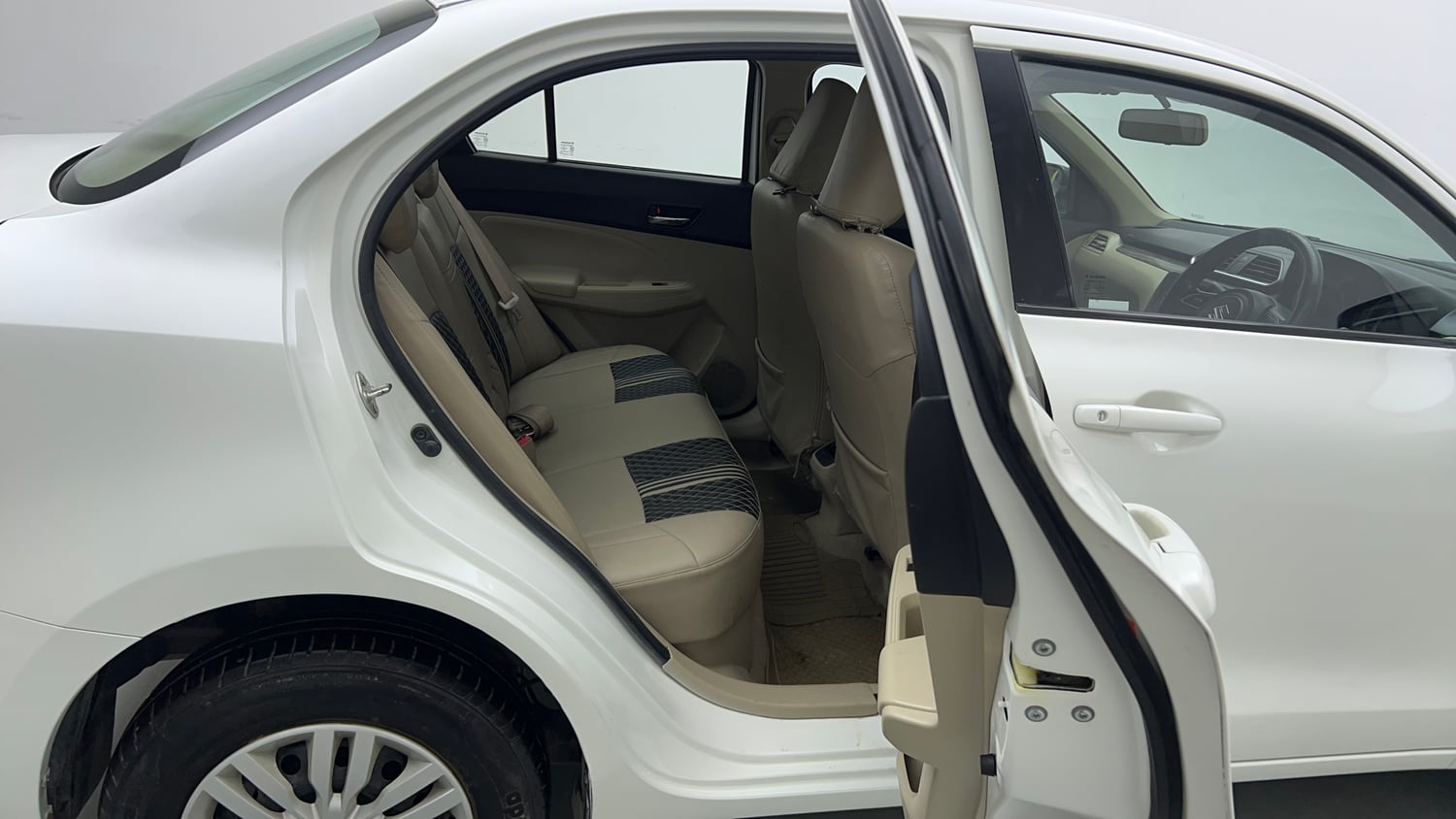 Used 2022 Maruti Suzuki Dzire VXi Petrol Manual interior RIGHT SIDE REAR DOOR CABIN VIEW