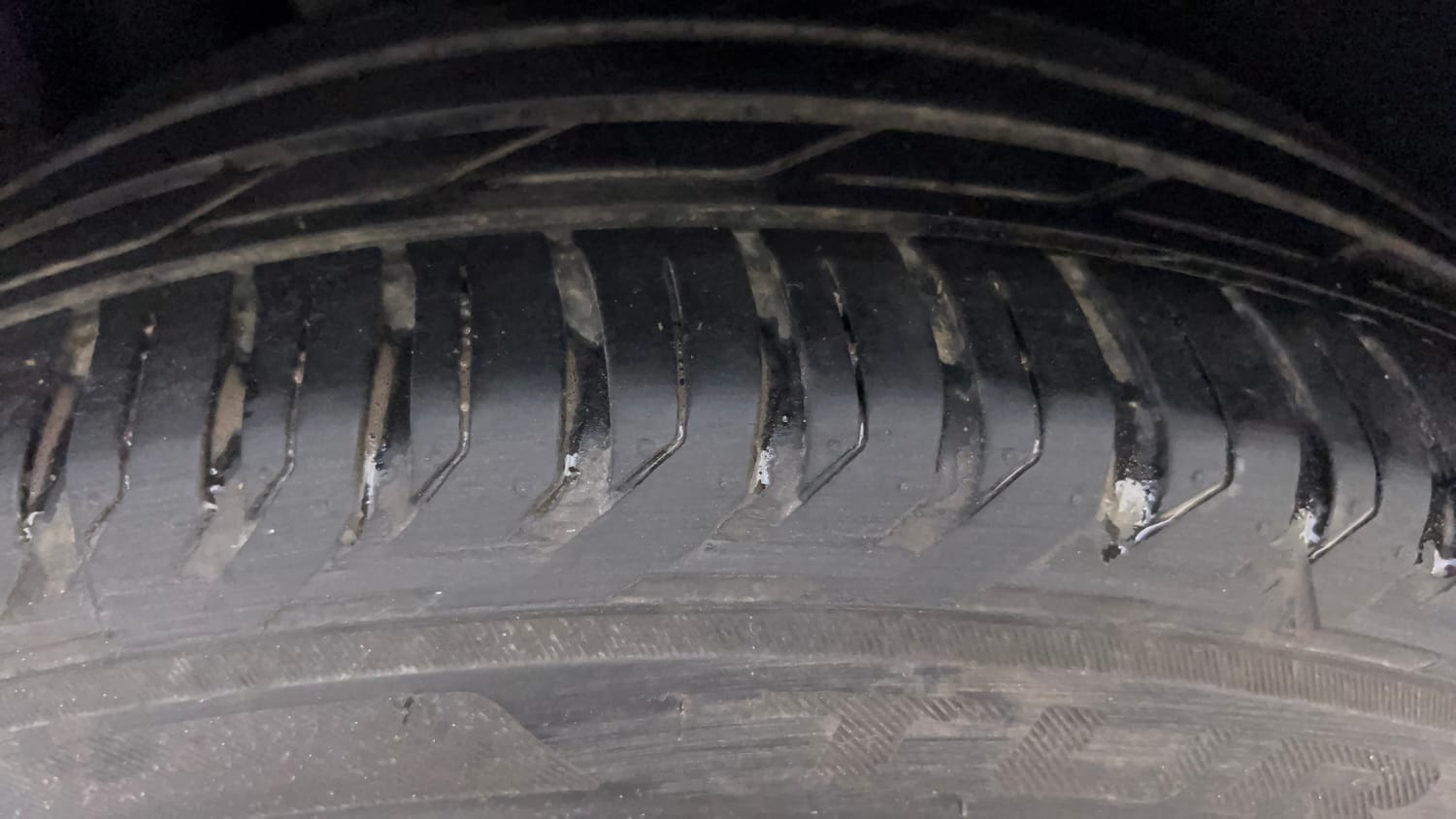 Used 2023 BMW X1 sDrive18i M Sport Petrol Automatic tyres RIGHT REAR TYRE TREAD VIEW