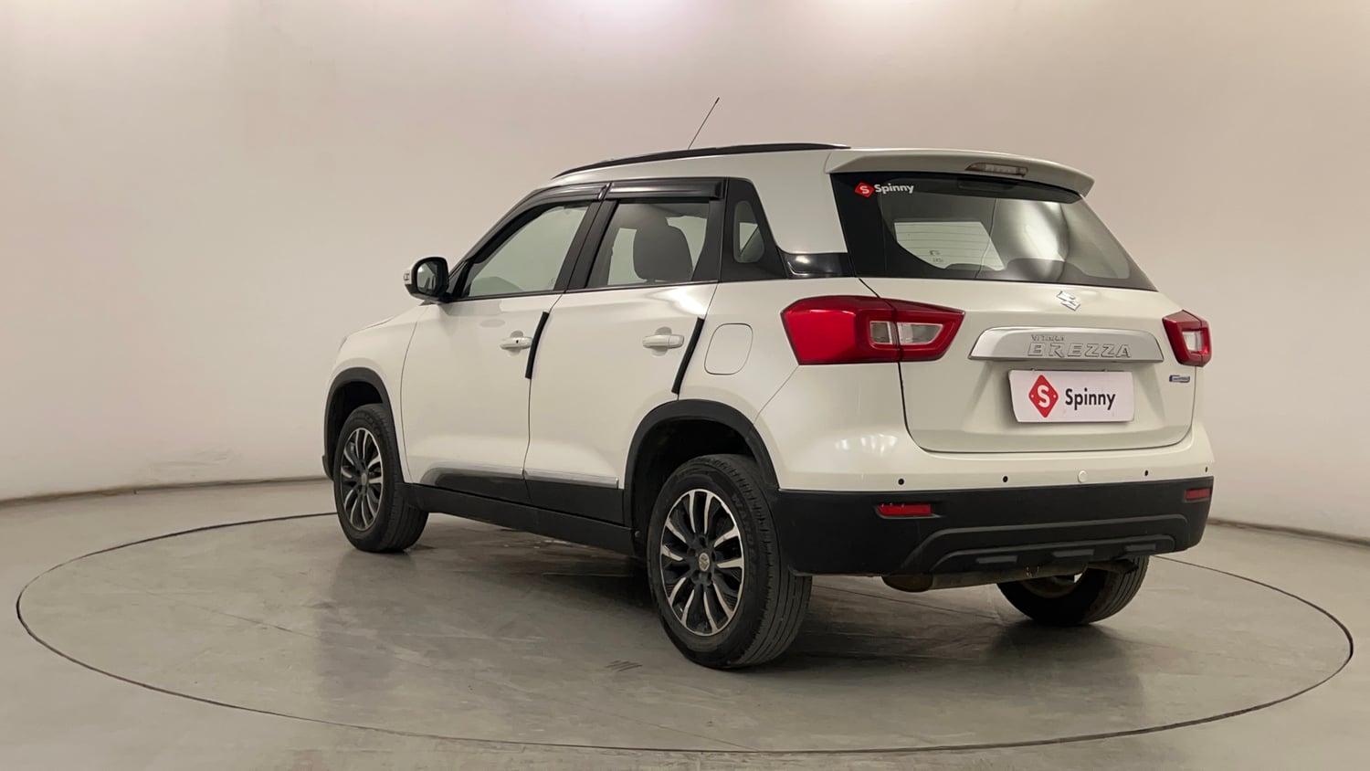 Used 2022 Maruti Suzuki Vitara Brezza VXi AT SHVS Petrol Automatic exterior LEFT REAR CORNER VIEW
