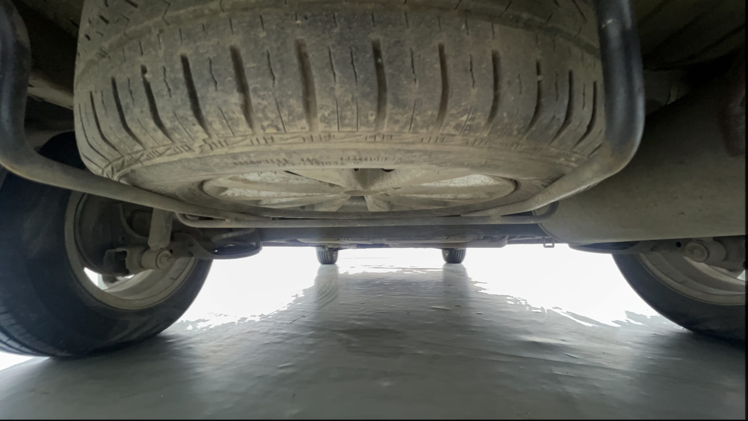 Used 2015 Maruti Suzuki Ertiga ZXi Petrol Manual tyres SPARE TYRE VIEW