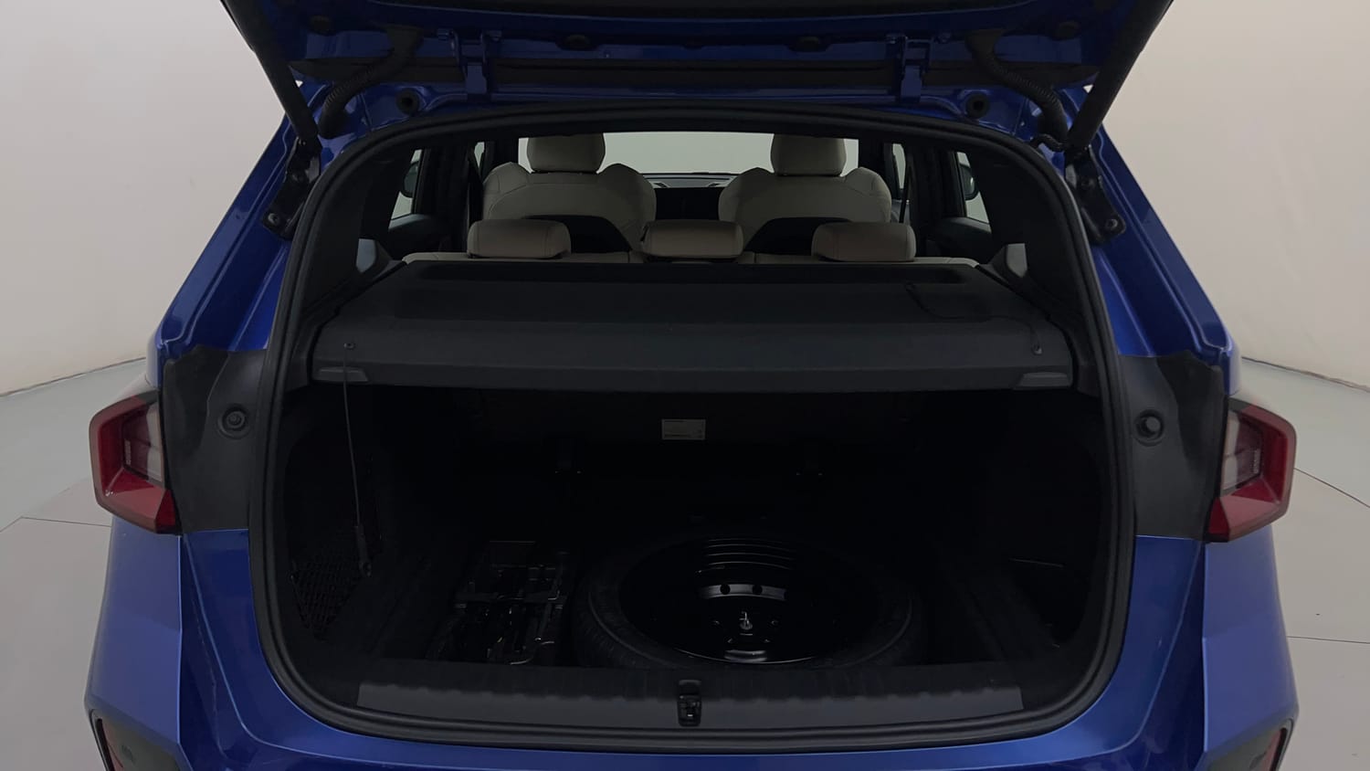 Used 2023 BMW X1 sDrive18i M Sport Petrol Automatic interior DICKY INSIDE VIEW
