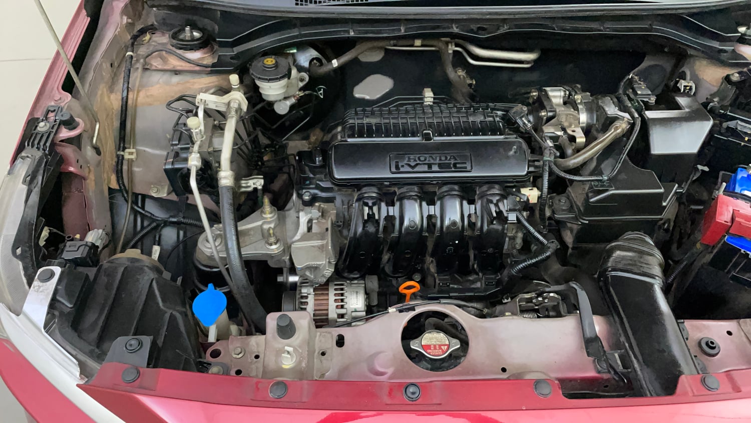 Used 2021 Honda Amaze 1.2 VX CVT Petrol Petrol Automatic engine ENGINE RIGHT SIDE VIEW