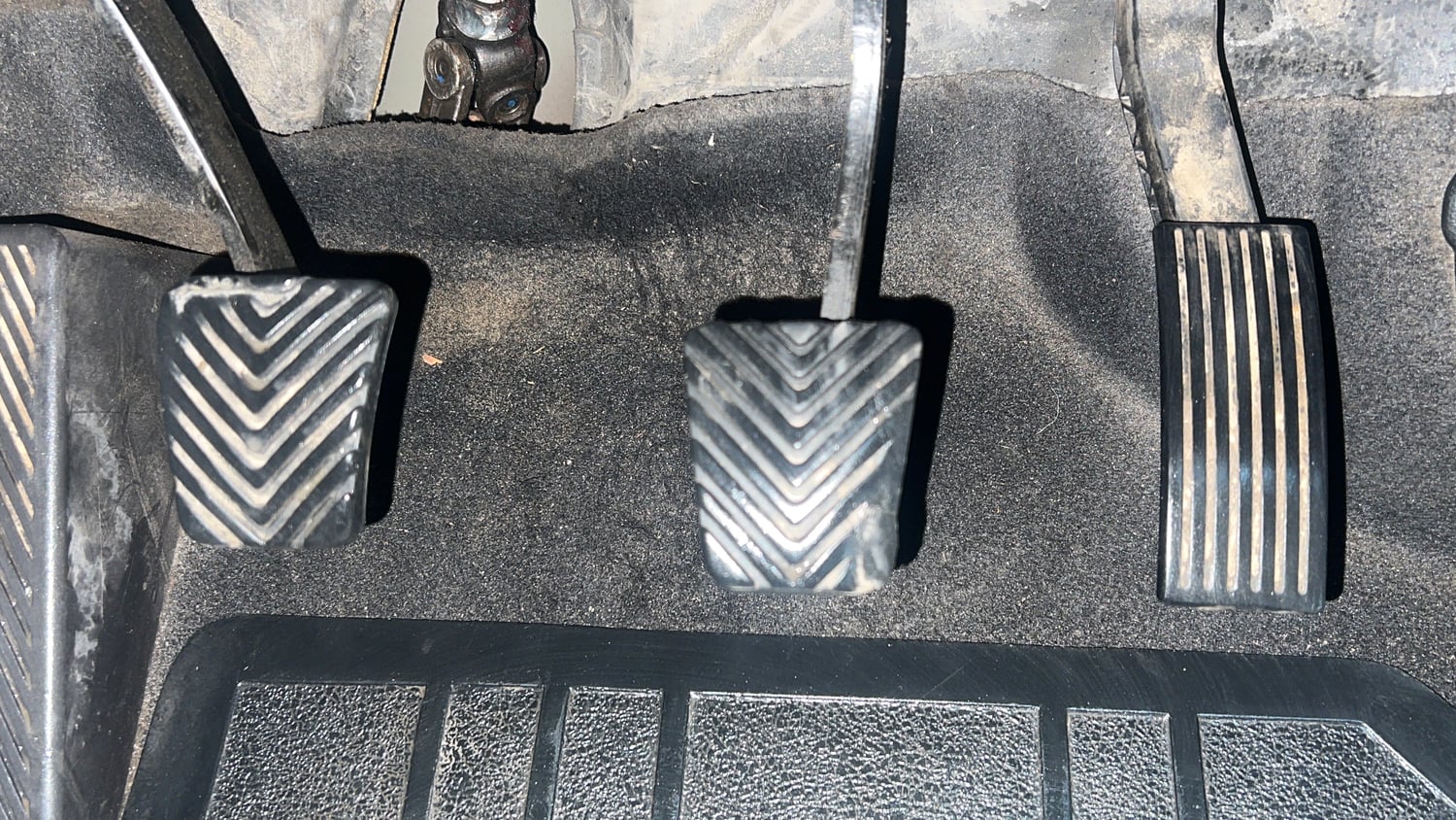 Used 2016 Hyundai Elite i20 Asta 1.2 Petrol Manual interior PEDALS VIEW