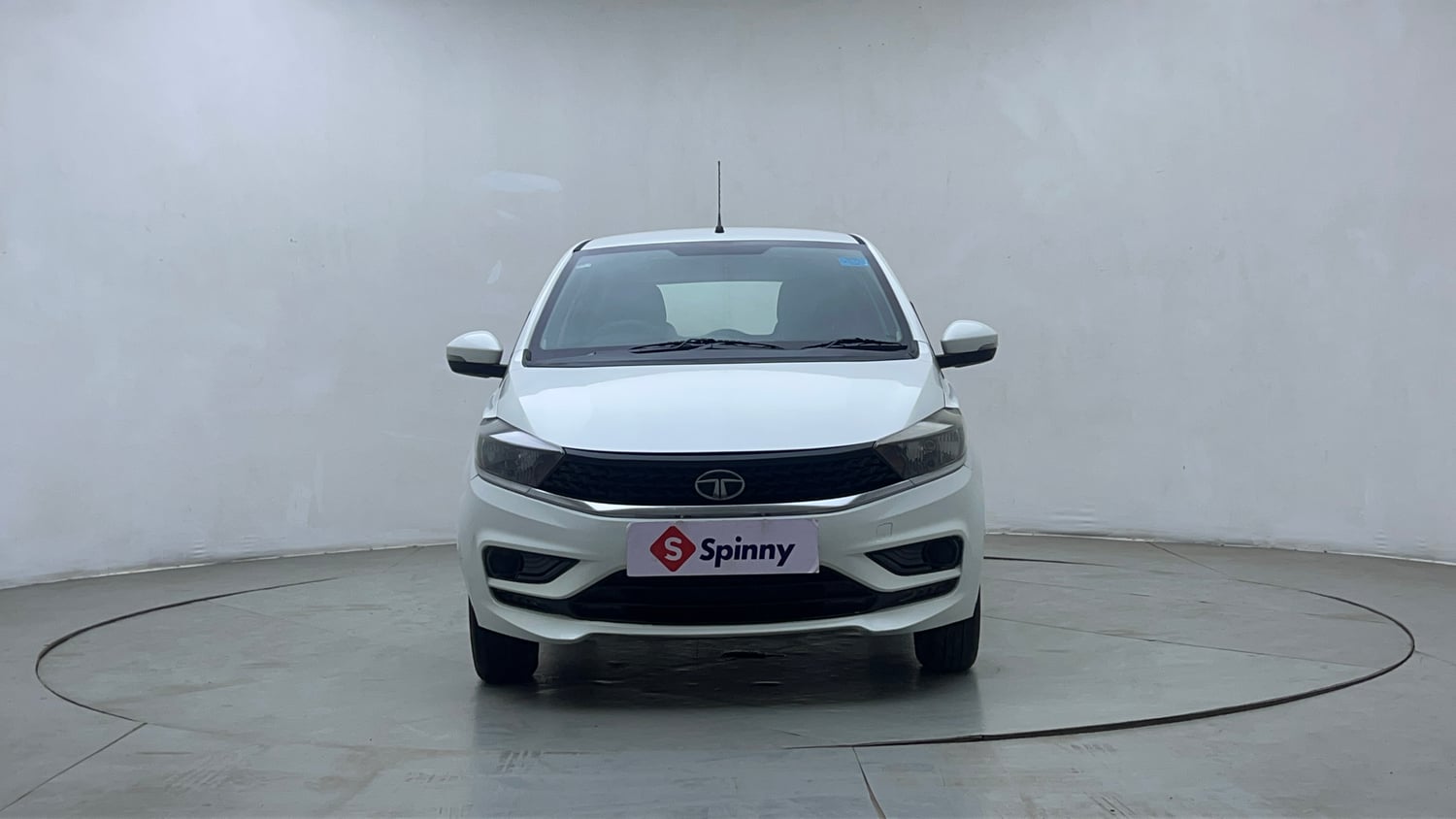 Used 2021 Tata Tiago XT Petrol Manual exterior FRONT VIEW