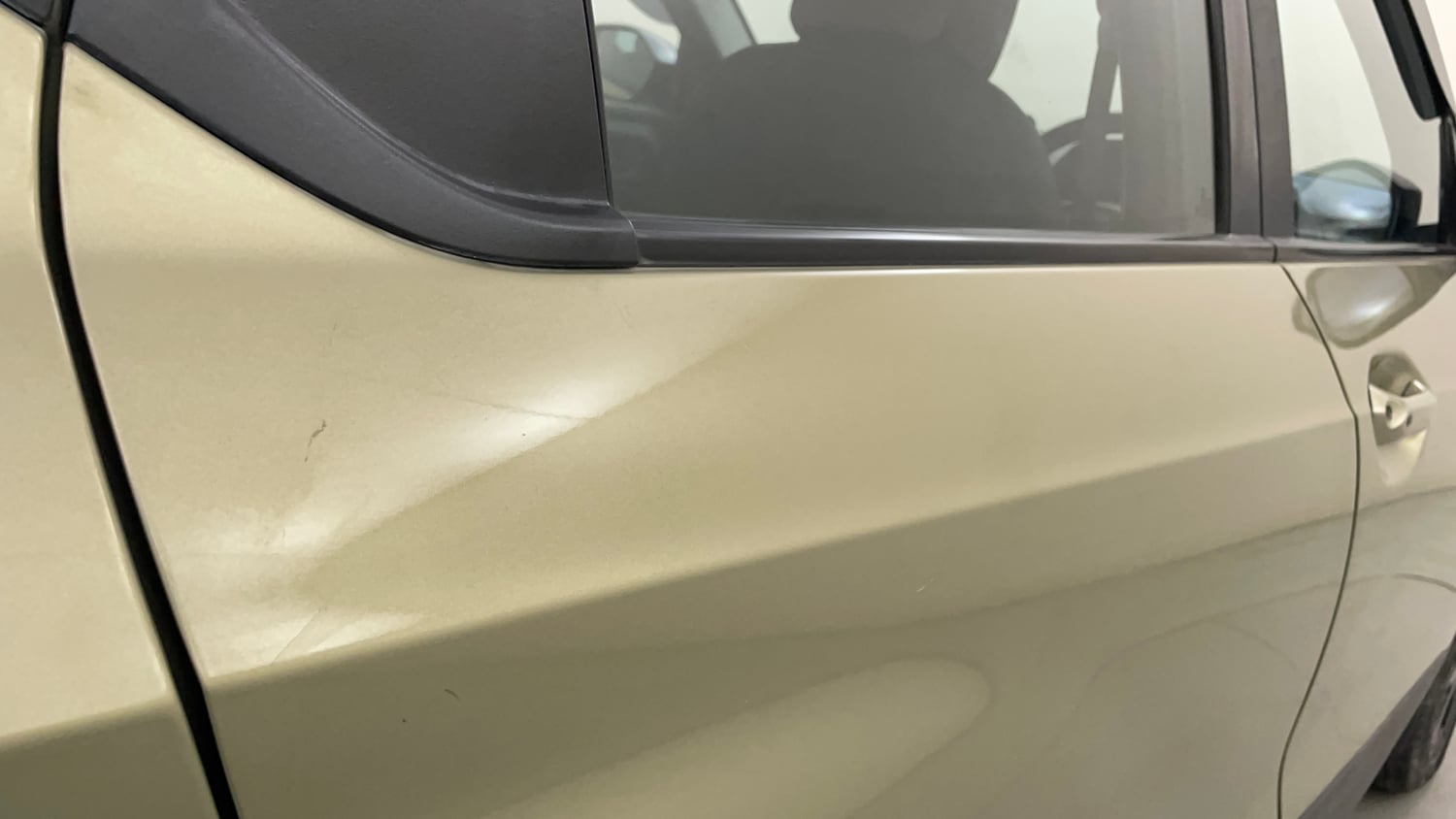Used 2022 Tata Punch Kaziranga Creative AMT Petrol Automatic dents MINOR SCRATCH