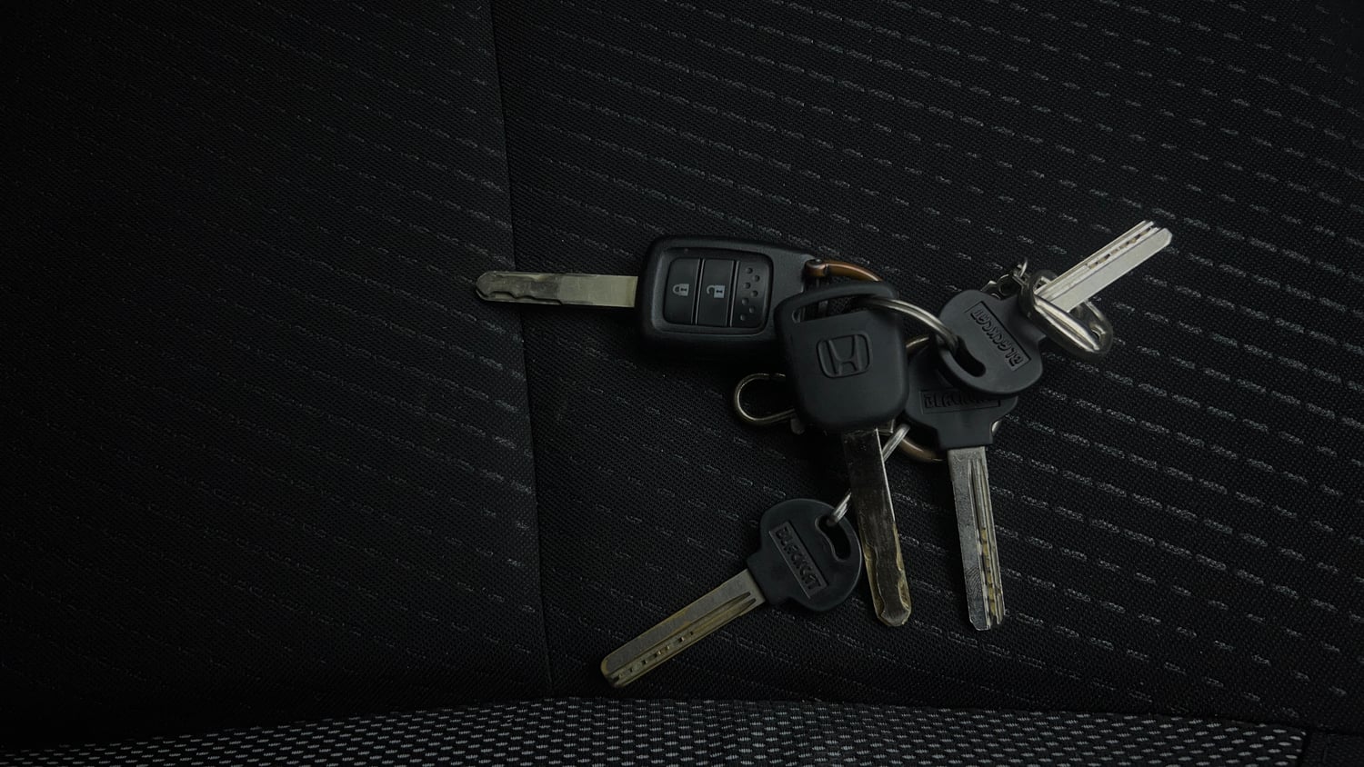 Used 2017 Honda WR-V VX MT Petrol Petrol Manual extra CAR KEY VIEW