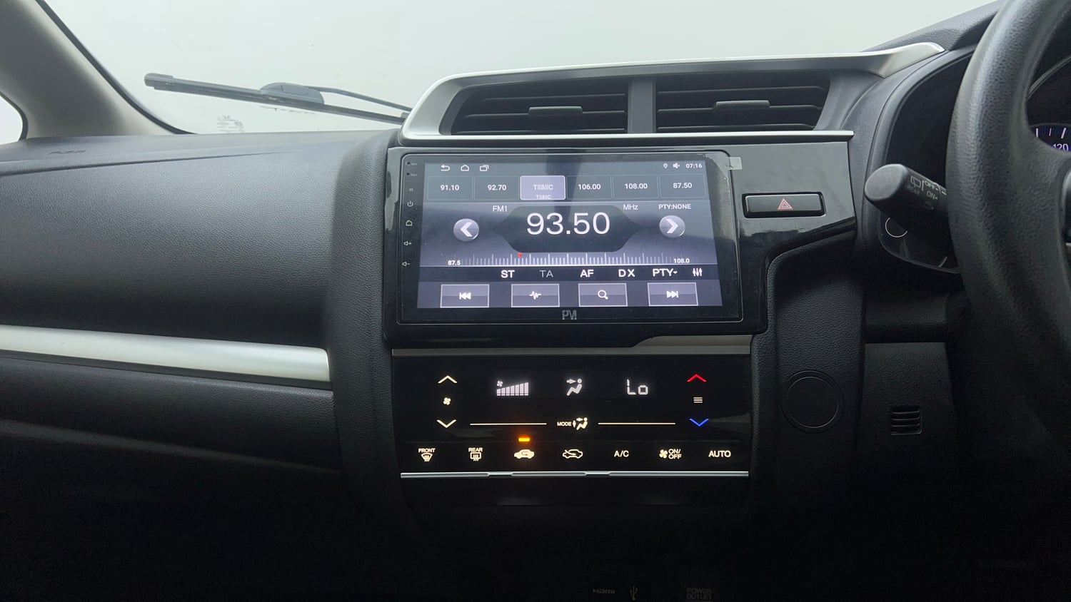 Used 2017 Honda WR-V VX MT Petrol Petrol Manual interior MUSIC SYSTEM & AC CONTROL VIEW