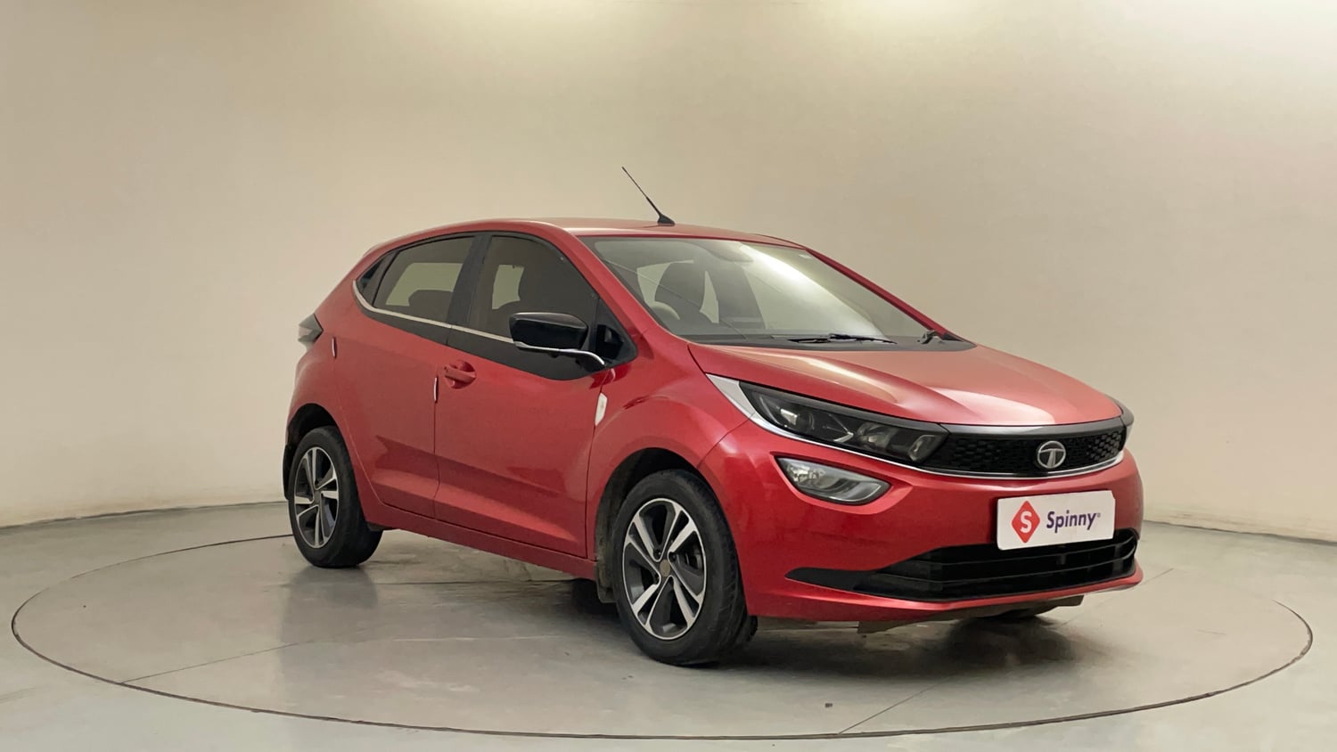Used 2021 Tata Altroz XZ Petrol Petrol Manual exterior RIGHT FRONT CORNER VIEW