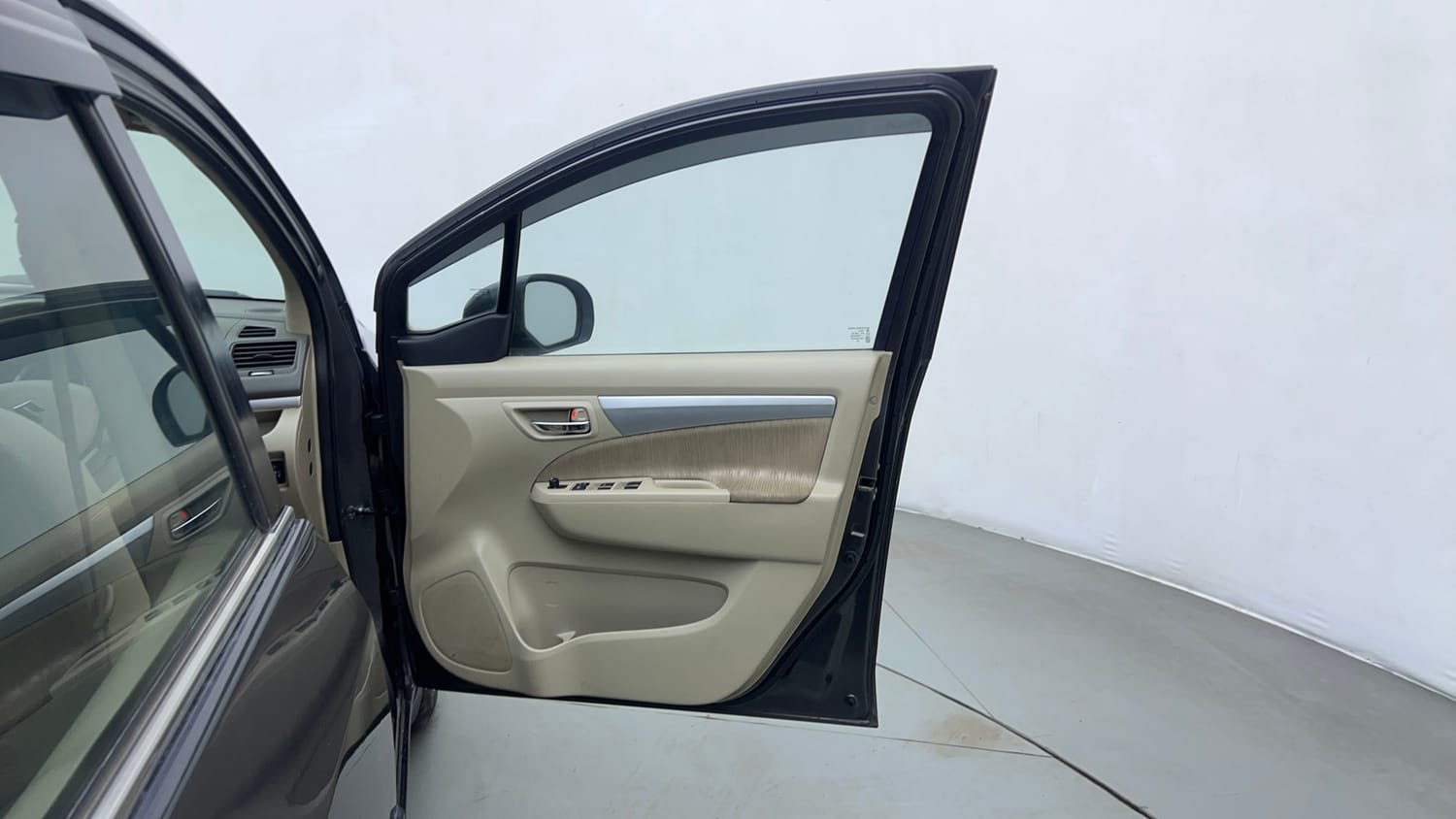 Used 2015 Maruti Suzuki Ertiga ZXi Petrol Manual interior RIGHT FRONT DOOR OPEN VIEW