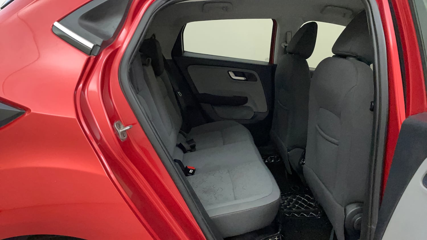Used 2021 Tata Altroz XZ Petrol Petrol Manual interior RIGHT SIDE REAR DOOR CABIN VIEW