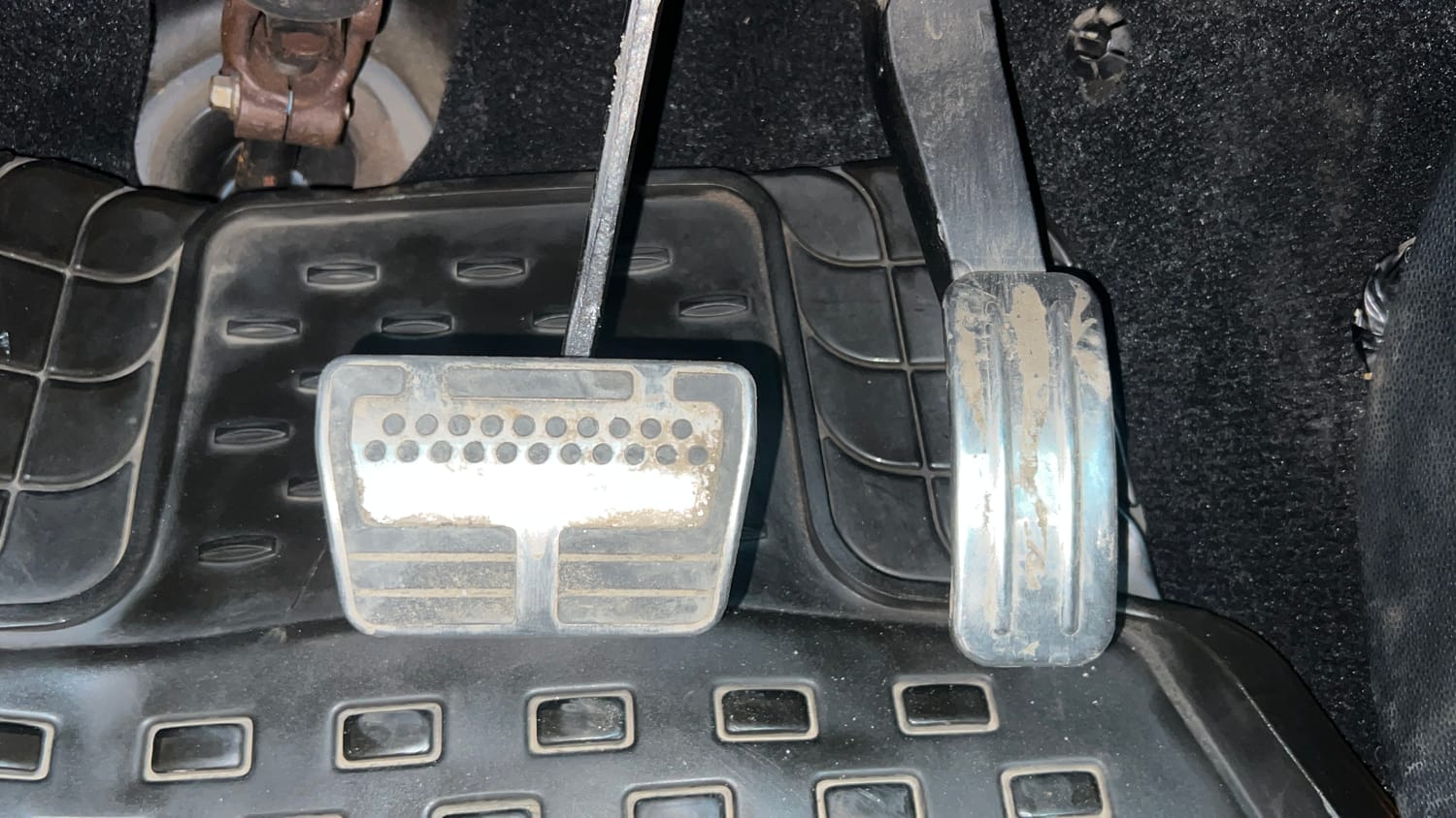 Used 2018 Ford EcoSport Titanium + 1.5L Ti-VCT AT Petrol Automatic interior PEDALS VIEW
