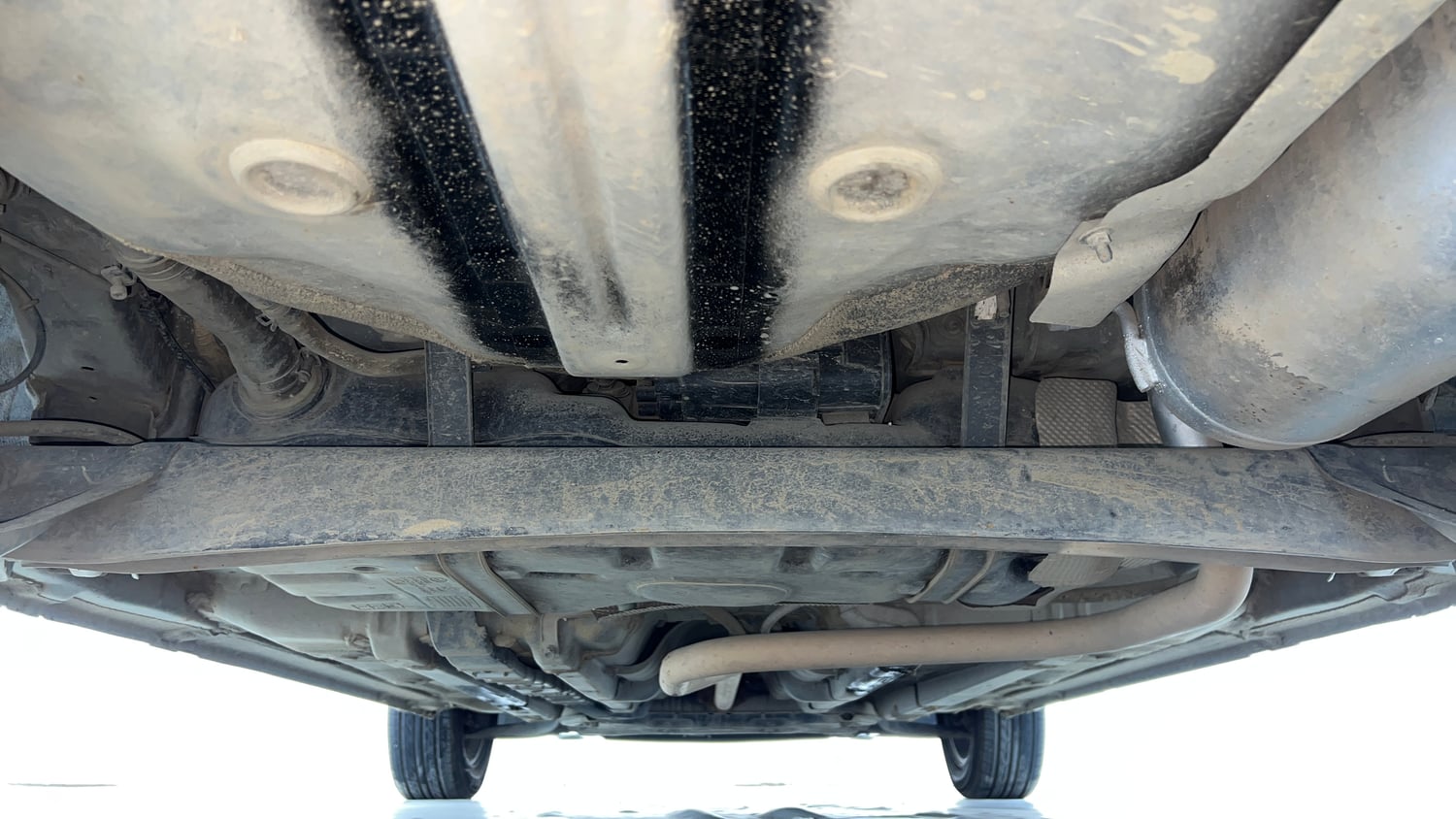 Used 2019 Hyundai Elite i20 Sportz Plus 1.2 CVT Petrol Automatic extra REAR UNDERBODY VIEW (TAKEN FROM REAR)
