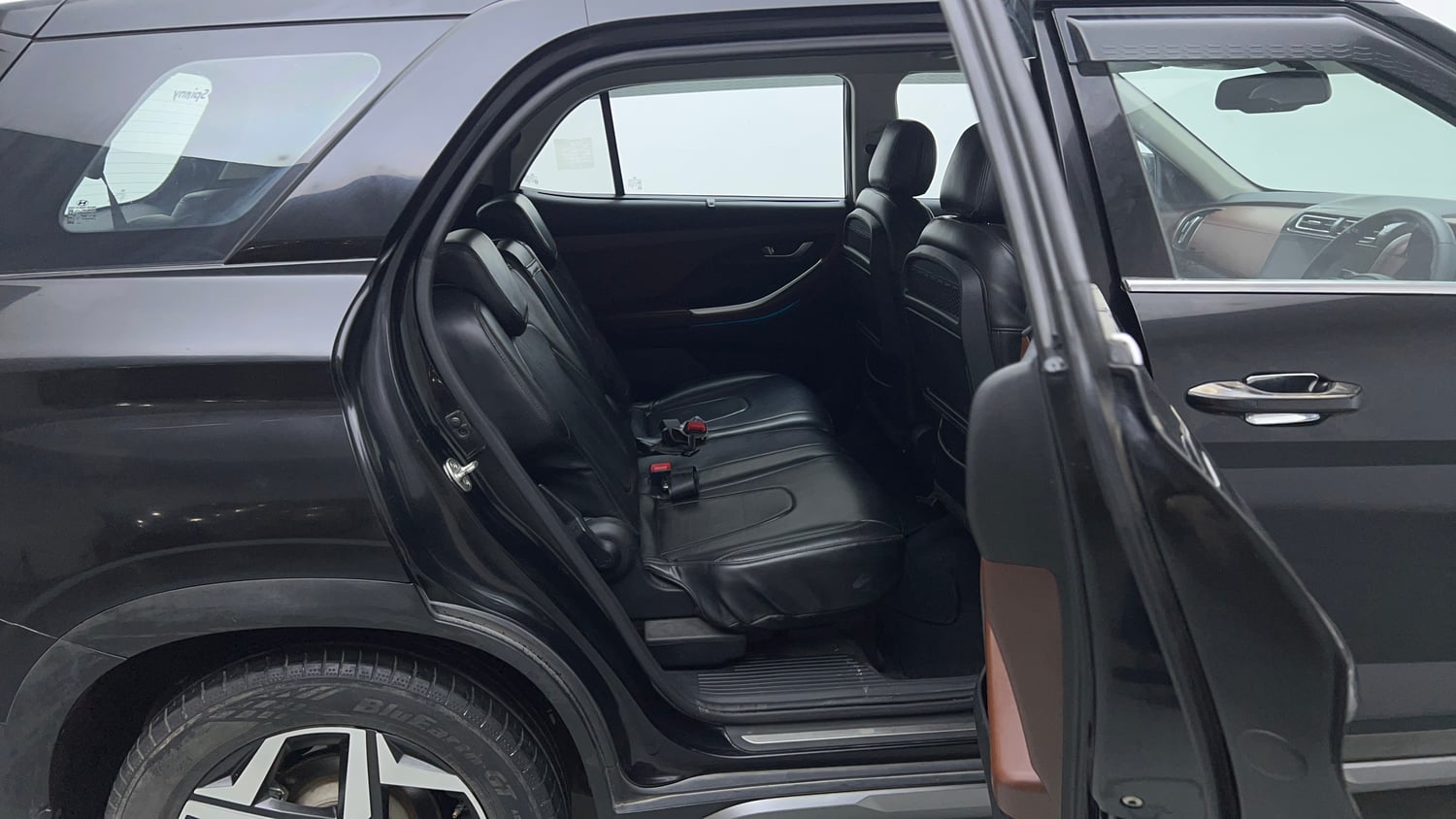 Used 2023 Hyundai Alcazar Prestige 7 STR 1.5 Diesel Diesel Manual interior RIGHT SIDE REAR DOOR CABIN VIEW