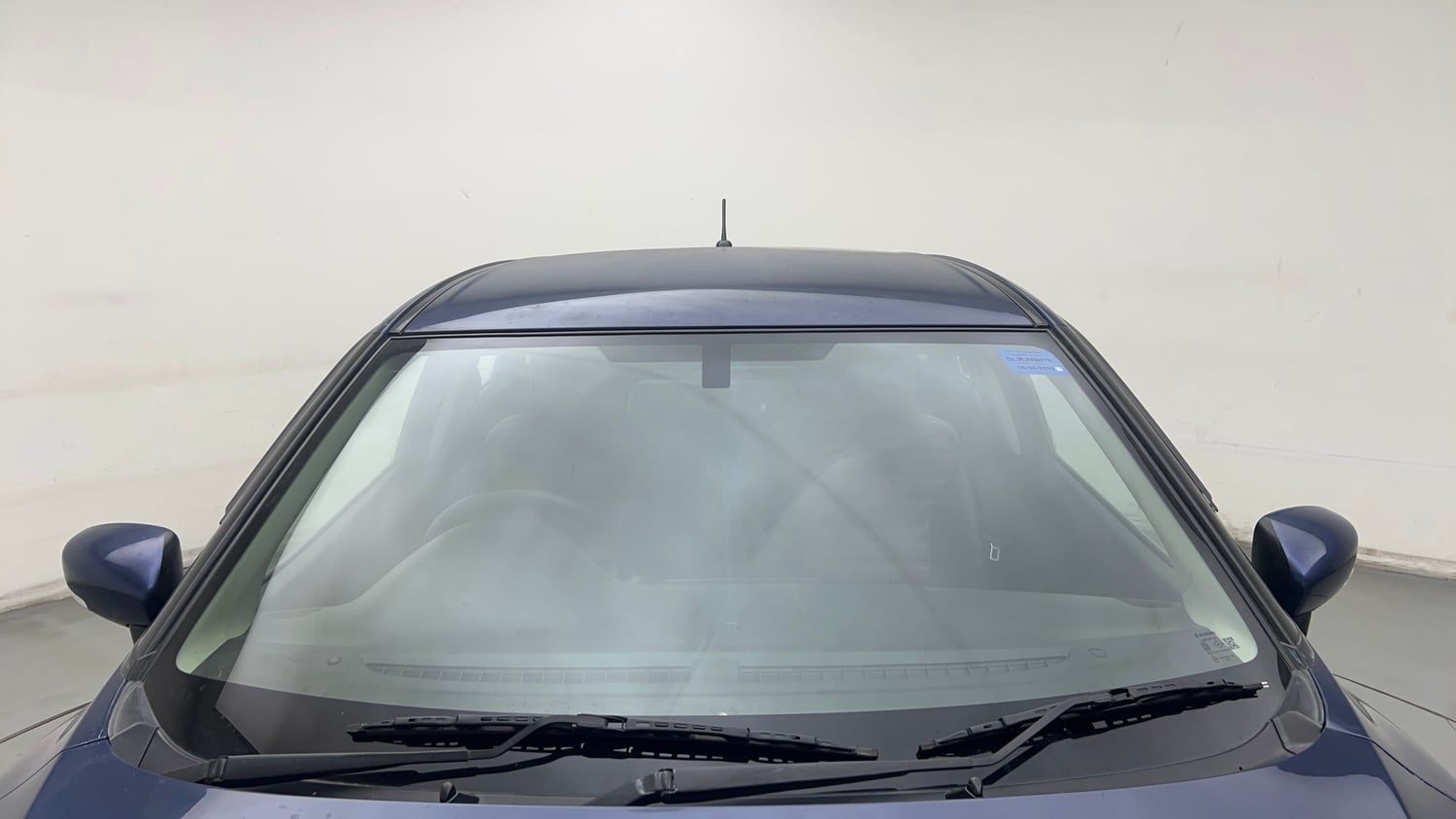 Used 2019 Maruti Suzuki Baleno Zeta Petrol Manual exterior FRONT WINDSHIELD VIEW