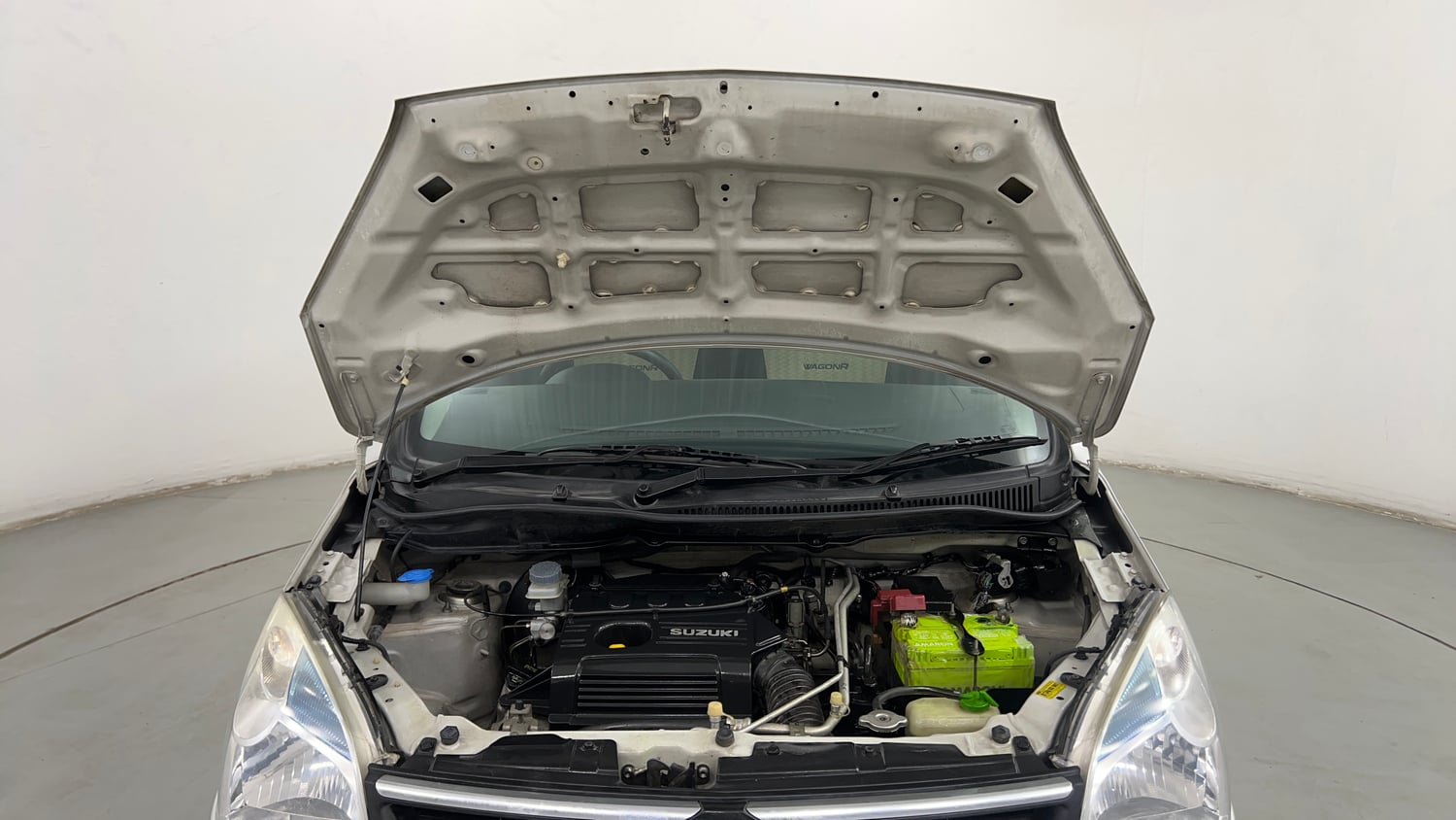 Used 2012 Maruti Suzuki Wagon R 1.0 VXi Petrol Manual engine ENGINE & BONNET OPEN FRONT VIEW