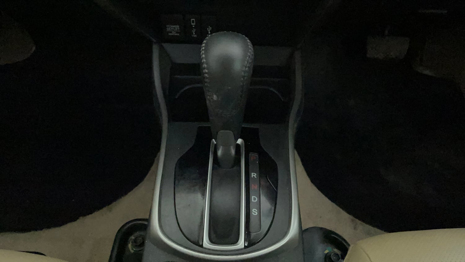 Used 2020 Honda City VX CVT Petrol Petrol Automatic interior GEAR  KNOB VIEW
