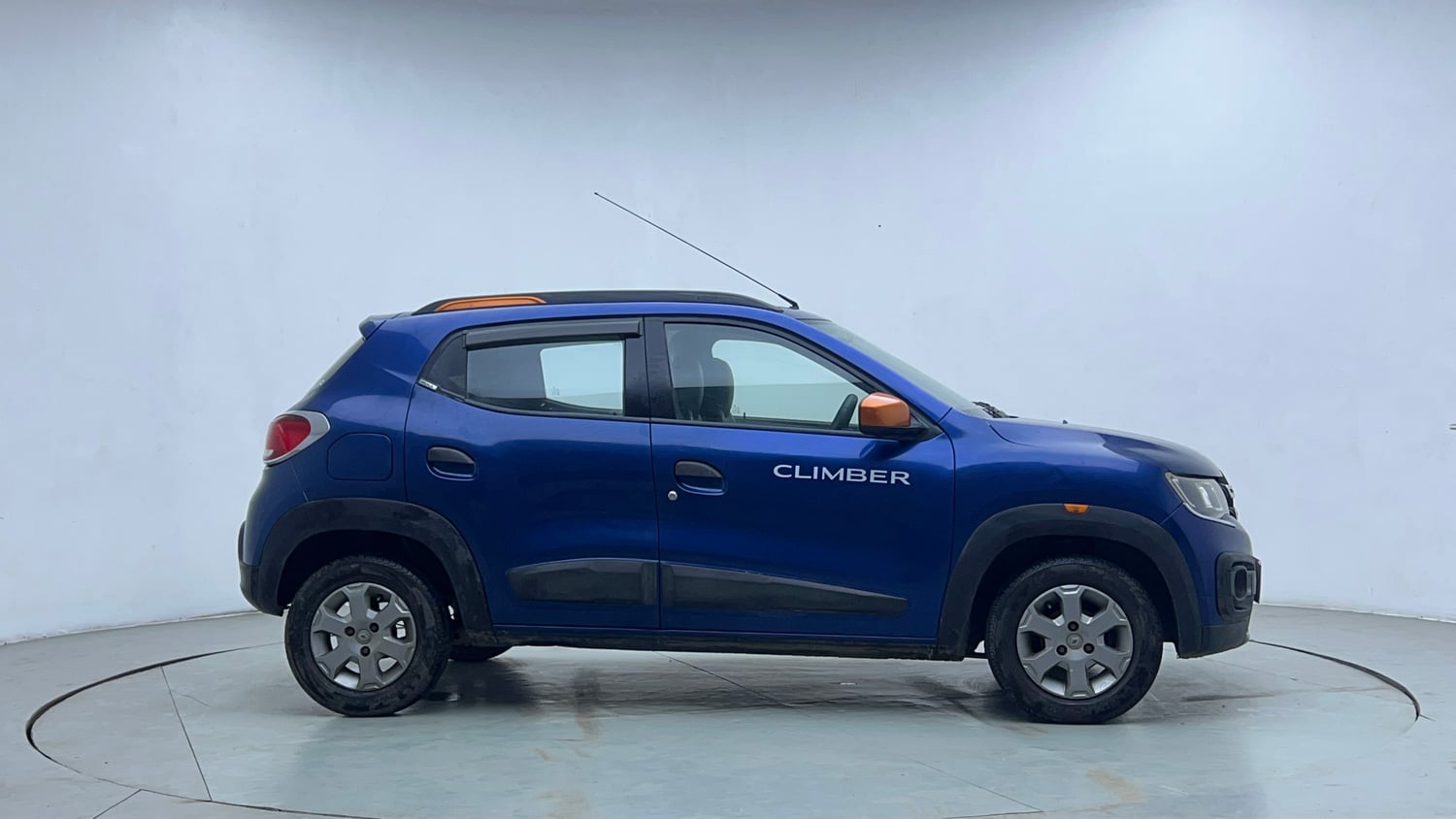 Used 2018 Renault Kwid CLIMBER 1.0 AMT Petrol Automatic exterior RIGHT SIDE VIEW