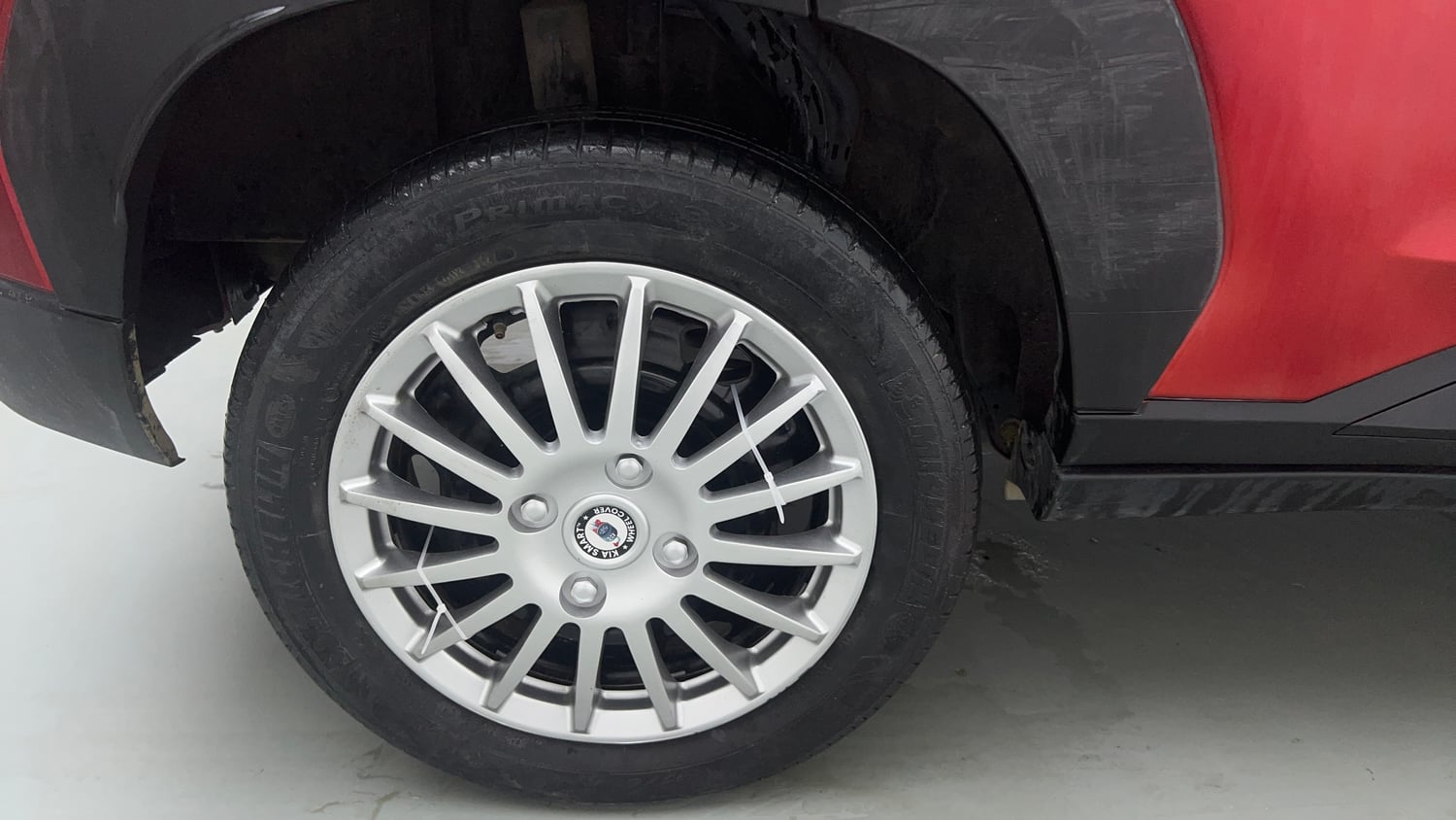 Used 2023 Nissan Magnite XL Petrol Manual tyres RIGHT REAR TYRE RIM VIEW