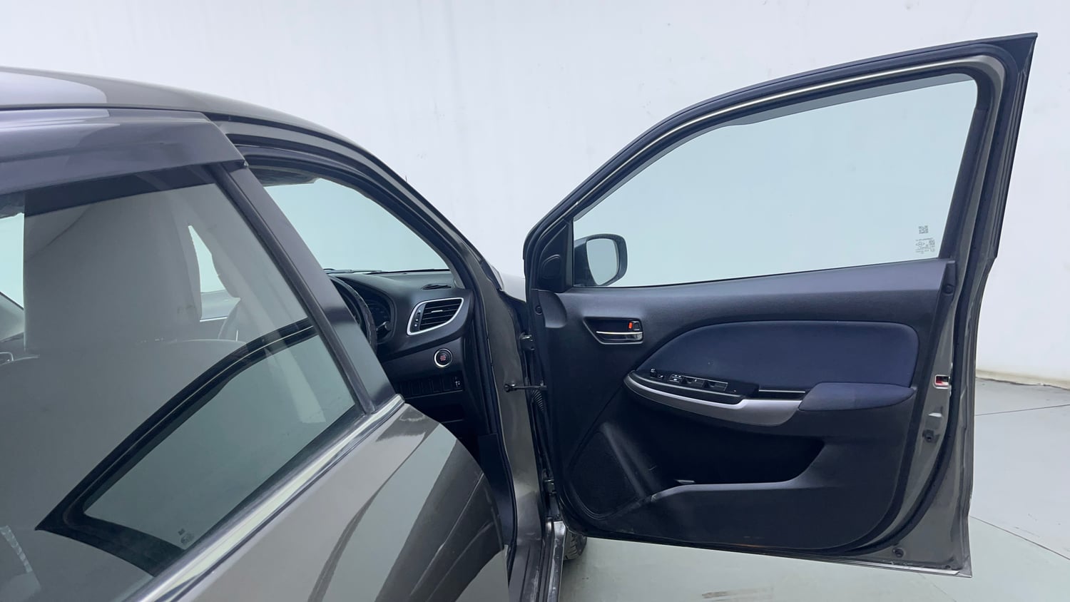Used 2022 Maruti Suzuki Baleno Zeta Petrol Manual interior RIGHT FRONT DOOR OPEN VIEW