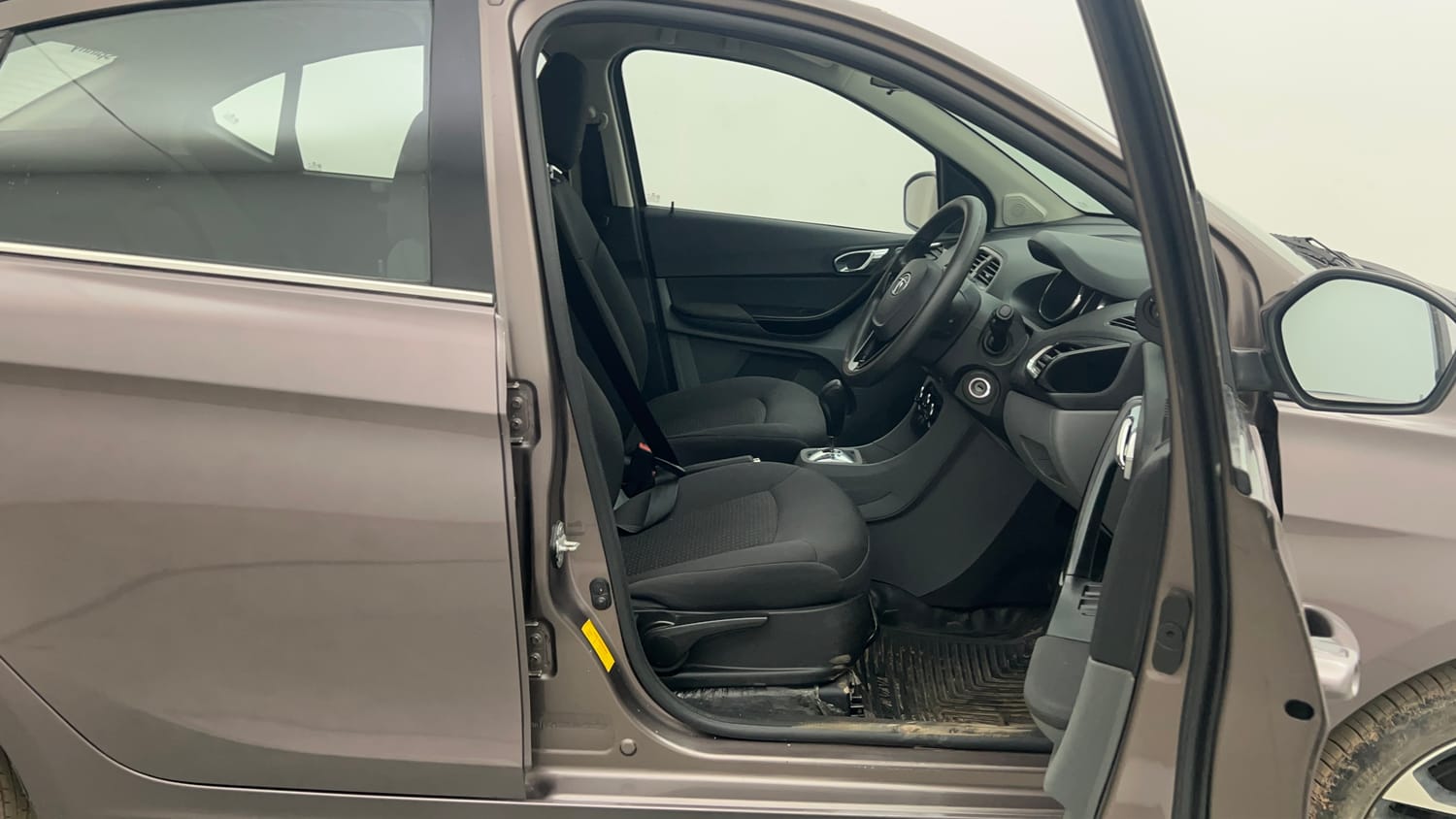 Used 2018 Tata Tigor Revotron XZA Petrol Automatic interior RIGHT SIDE FRONT DOOR CABIN VIEW