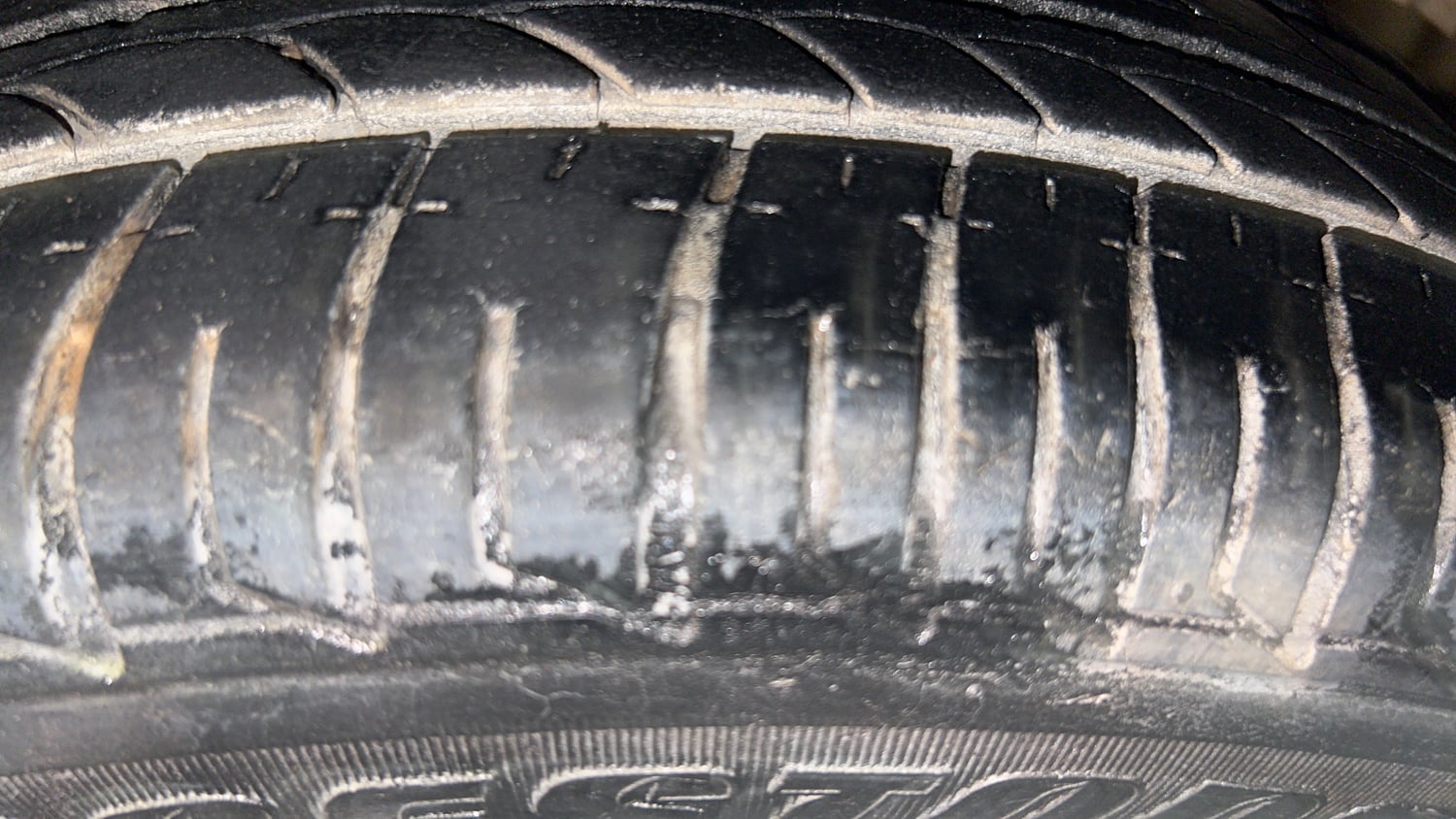Used 2017 Tata Tiago Revotron XZA Petrol Automatic tyres LEFT REAR TYRE TREAD VIEW