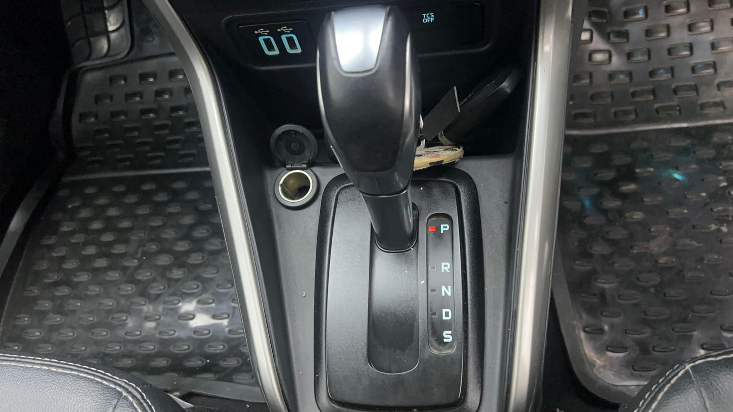 Used 2018 Ford EcoSport Titanium + 1.5L Ti-VCT AT Petrol Automatic interior GEAR  KNOB VIEW
