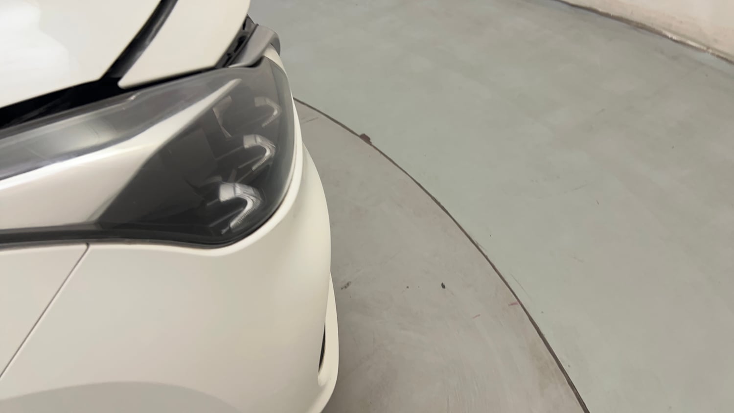 Used 2024 Maruti Suzuki Baleno Alpha AGS Petrol Automatic dents MINOR SCRATCH