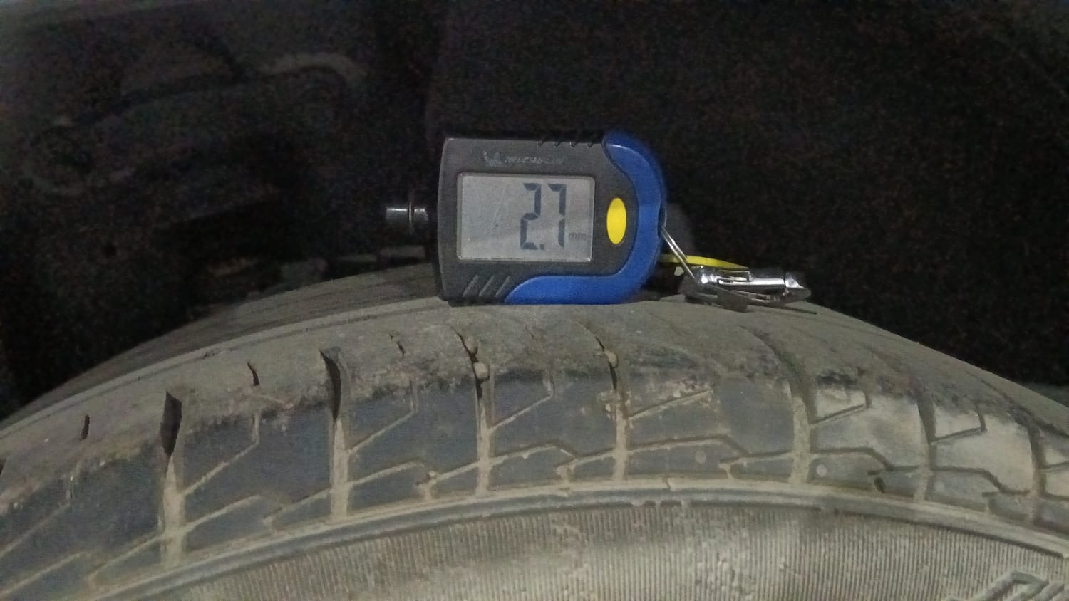 Used 2021 Kia Seltos HTX 1.5 Petrol Manual tyres RIGHT REAR TYRE TREAD VIEW