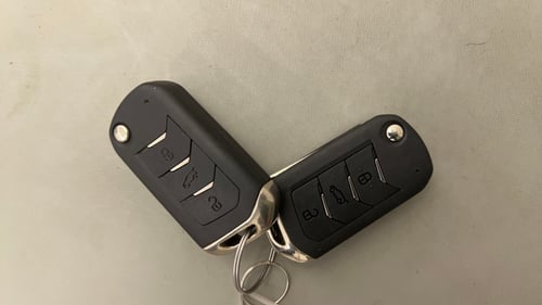 Used 2024 Mahindra XUV 3XO AX7 1.2 Petrol Petrol Manual extra CAR KEY VIEW