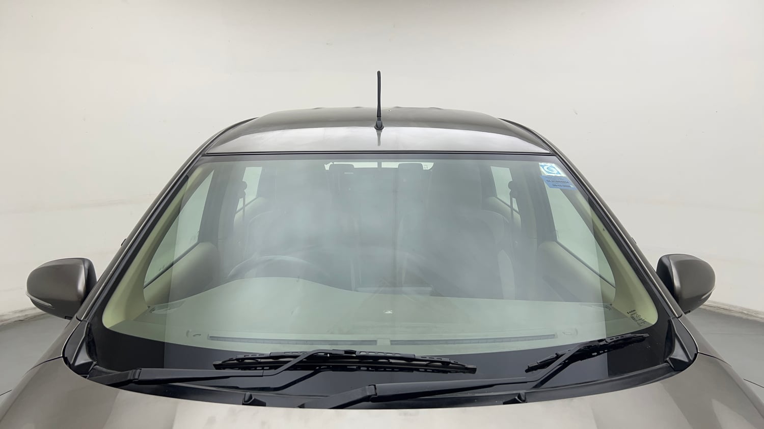 Used 2020 Maruti Suzuki New Ertiga VXi Petrol Manual exterior FRONT WINDSHIELD VIEW