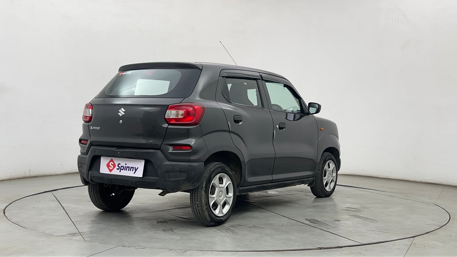 Used 2023 Maruti Suzuki S-Presso VXi (O) AMT Petrol Automatic exterior RIGHT REAR CORNER VIEW