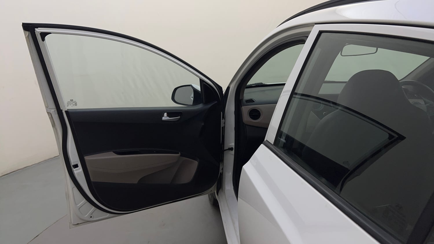 Used 2016 Hyundai Grand i10 Sportz 1.2 Kappa VTVT Petrol Manual interior LEFT FRONT DOOR OPEN VIEW
