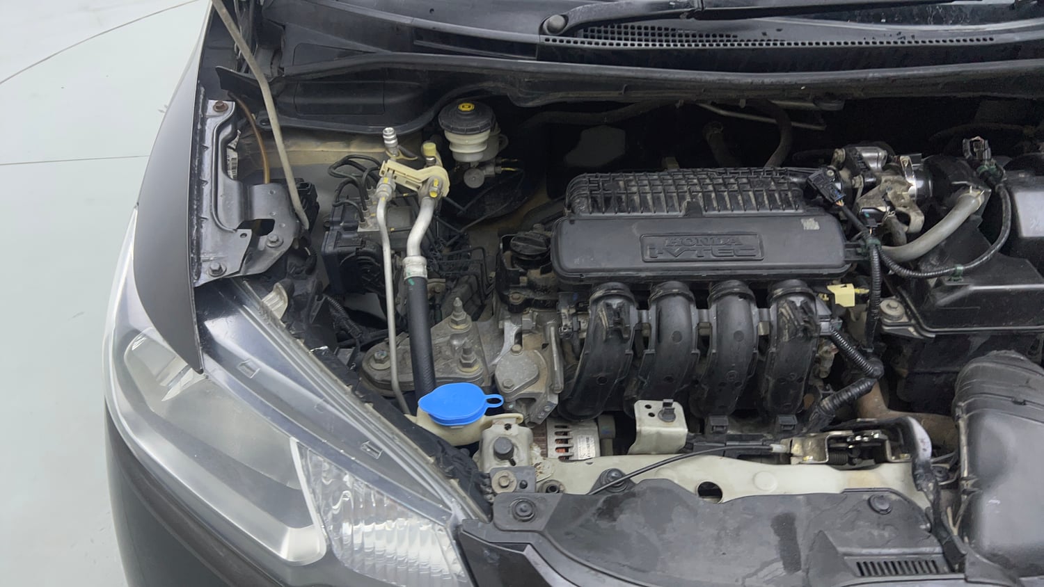 Used 2015 Honda Jazz V AT Petrol Petrol Automatic engine ENGINE RIGHT SIDE VIEW