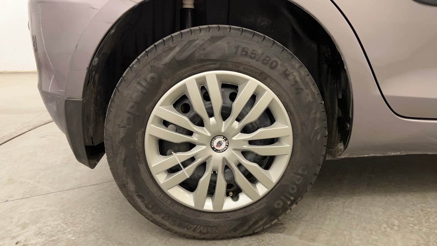Used 2012 Maruti Suzuki Swift VXi Petrol Manual tyres RIGHT REAR TYRE RIM VIEW