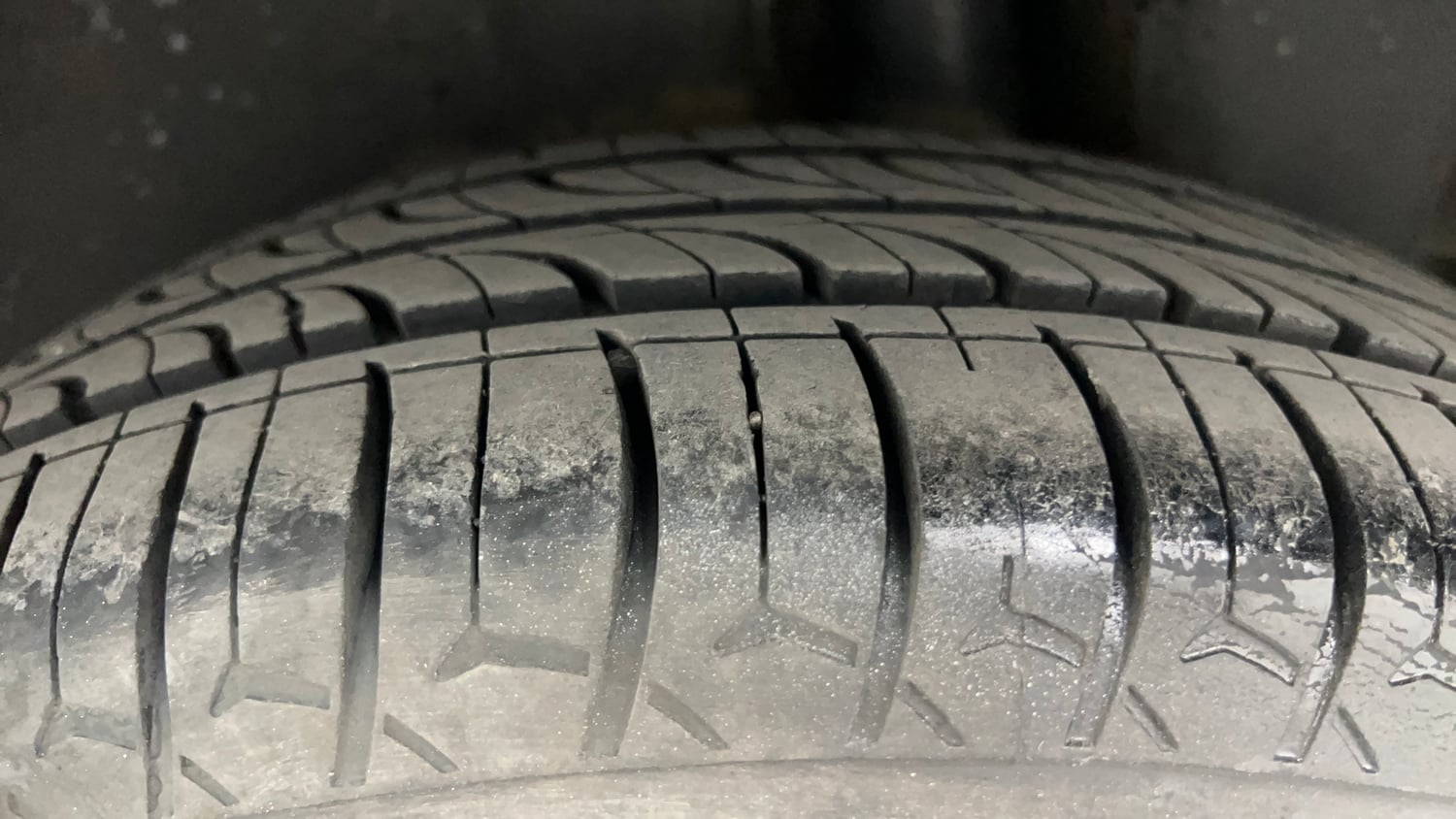 Used 2017 Maruti Suzuki Ciaz Zeta 1.4 MT Petrol Manual tyres LEFT REAR TYRE TREAD VIEW