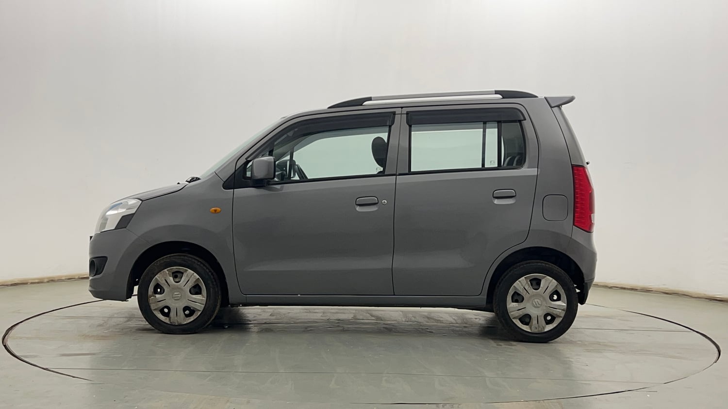 Used 2018 Maruti Suzuki Wagon R 1.0 VXI AMT Petrol Automatic exterior LEFT SIDE VIEW