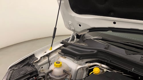 Used 2024 Mahindra XUV 3XO AX7 1.2 Petrol Petrol Manual engine ENGINE RIGHT SIDE HINGE & APRON VIEW