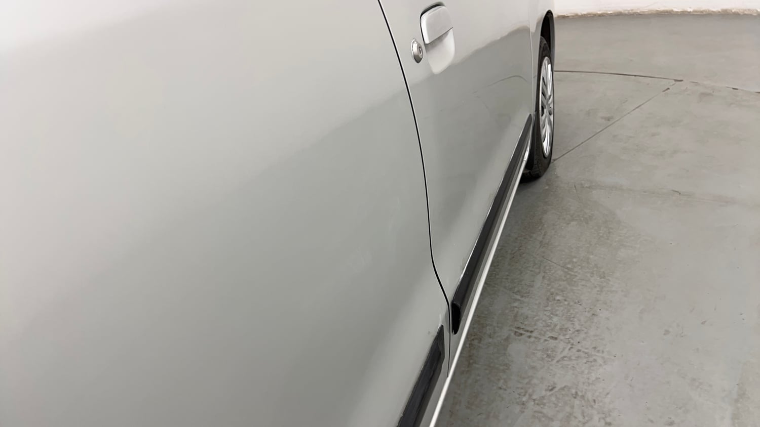Used 2012 Maruti Suzuki Wagon R 1.0 VXi Petrol Manual dents MINOR DENT