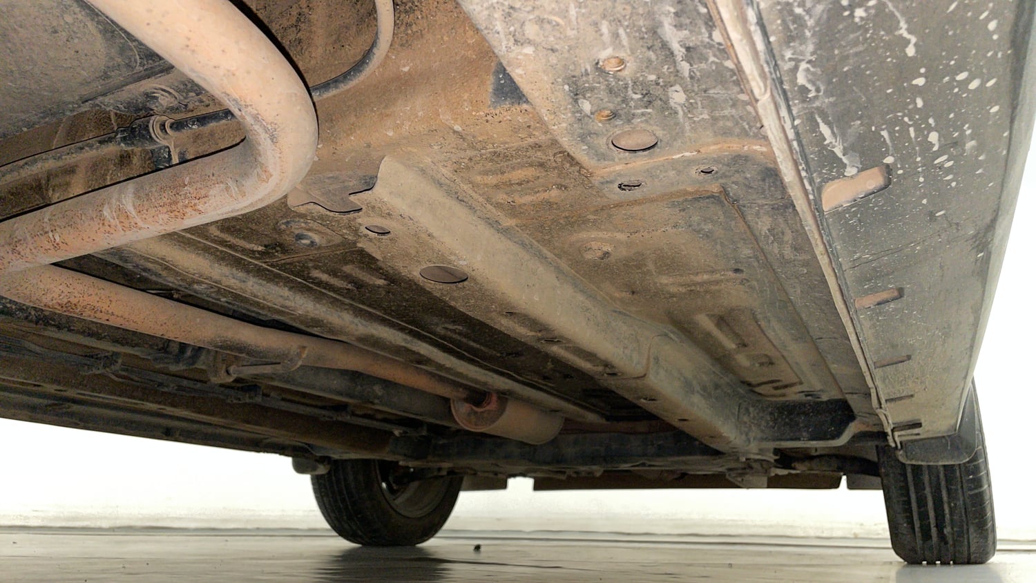 Used 2022 Tata Punch Kaziranga Creative AMT Petrol Automatic extra REAR RIGHT UNDERBODY VIEW